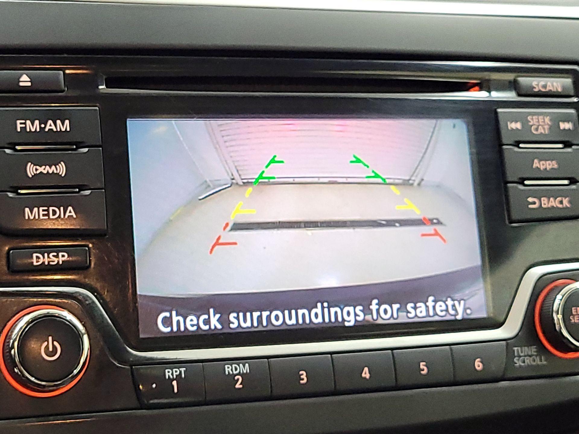 Thumbnail: 2015 Nissan Sentra - 14