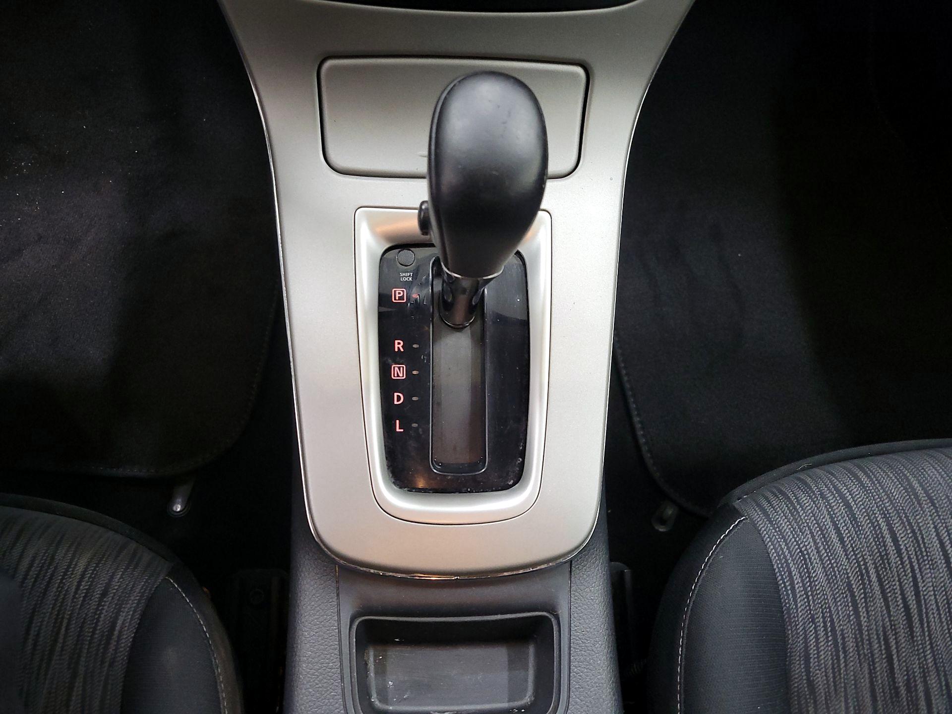 Thumbnail: 2015 Nissan Sentra - 17