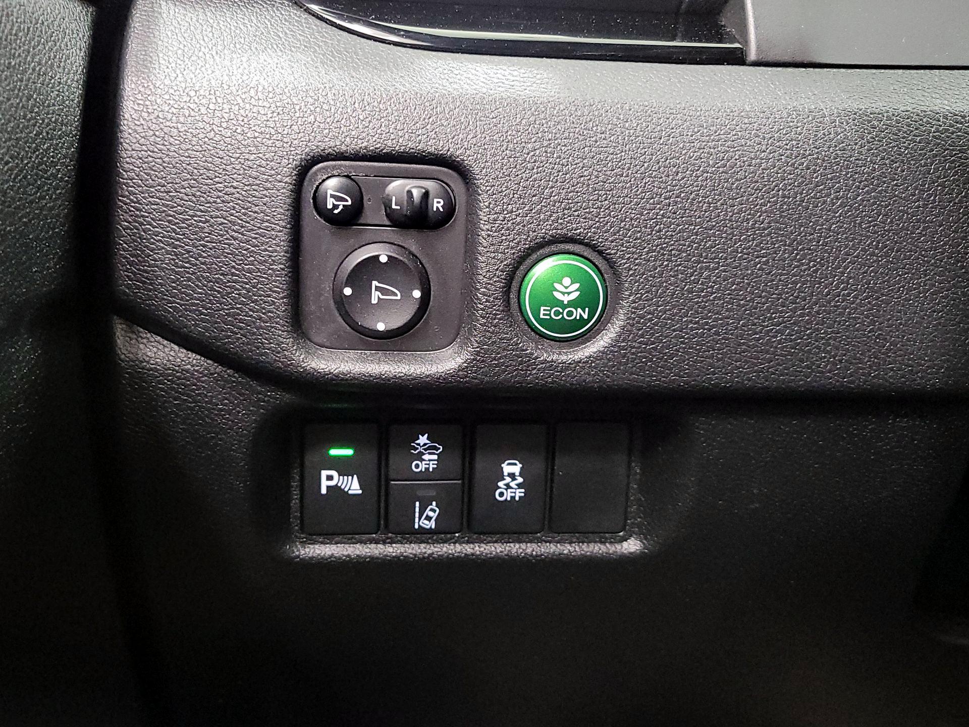 Thumbnail: 2019 Honda Passport - 13