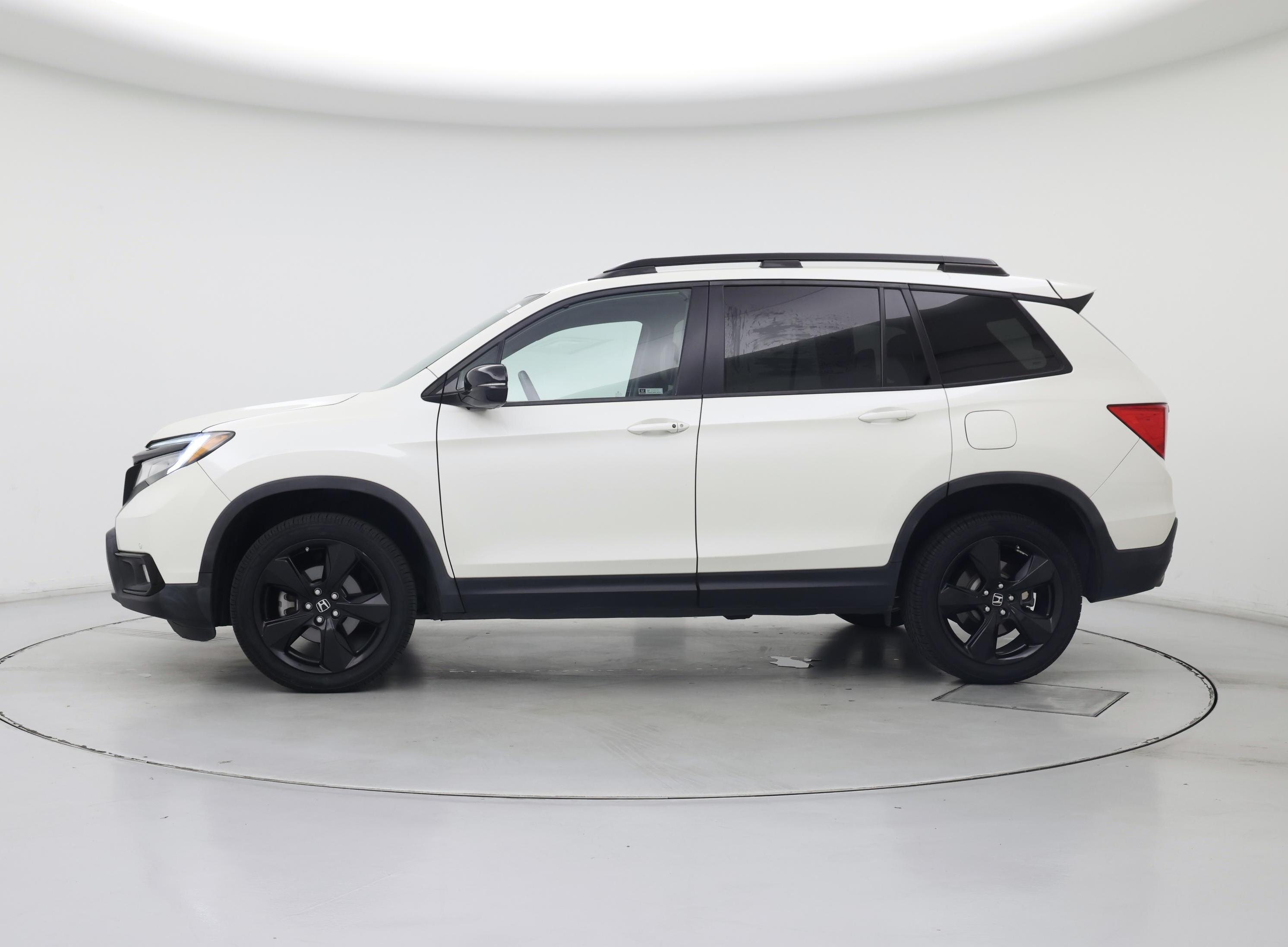 Thumbnail: 2019 Honda Passport - 3
