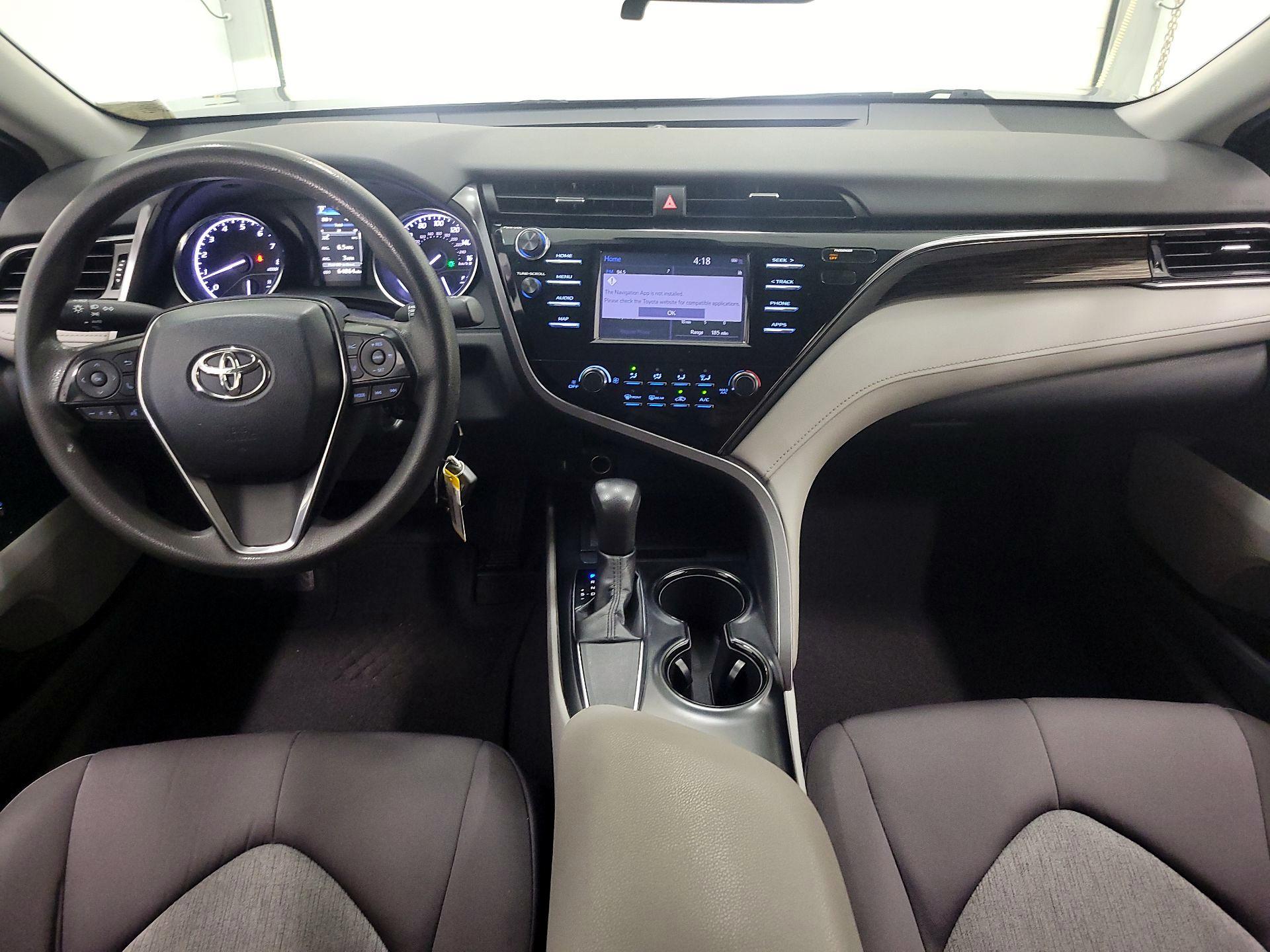 Thumbnail: 2019 Toyota Camry - 9