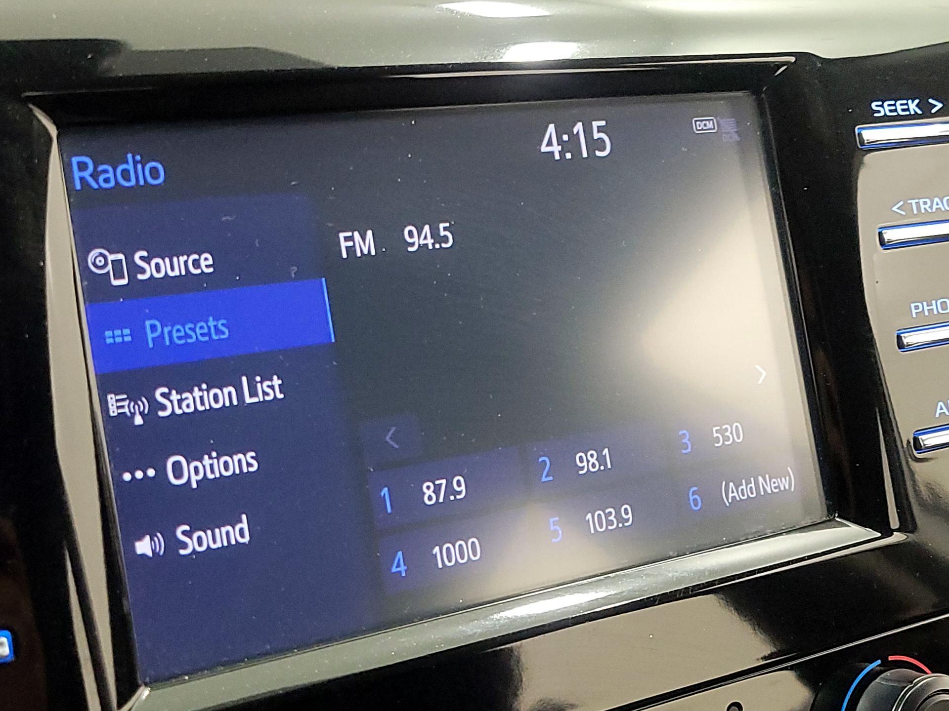 Thumbnail: 2019 Toyota Camry - 15