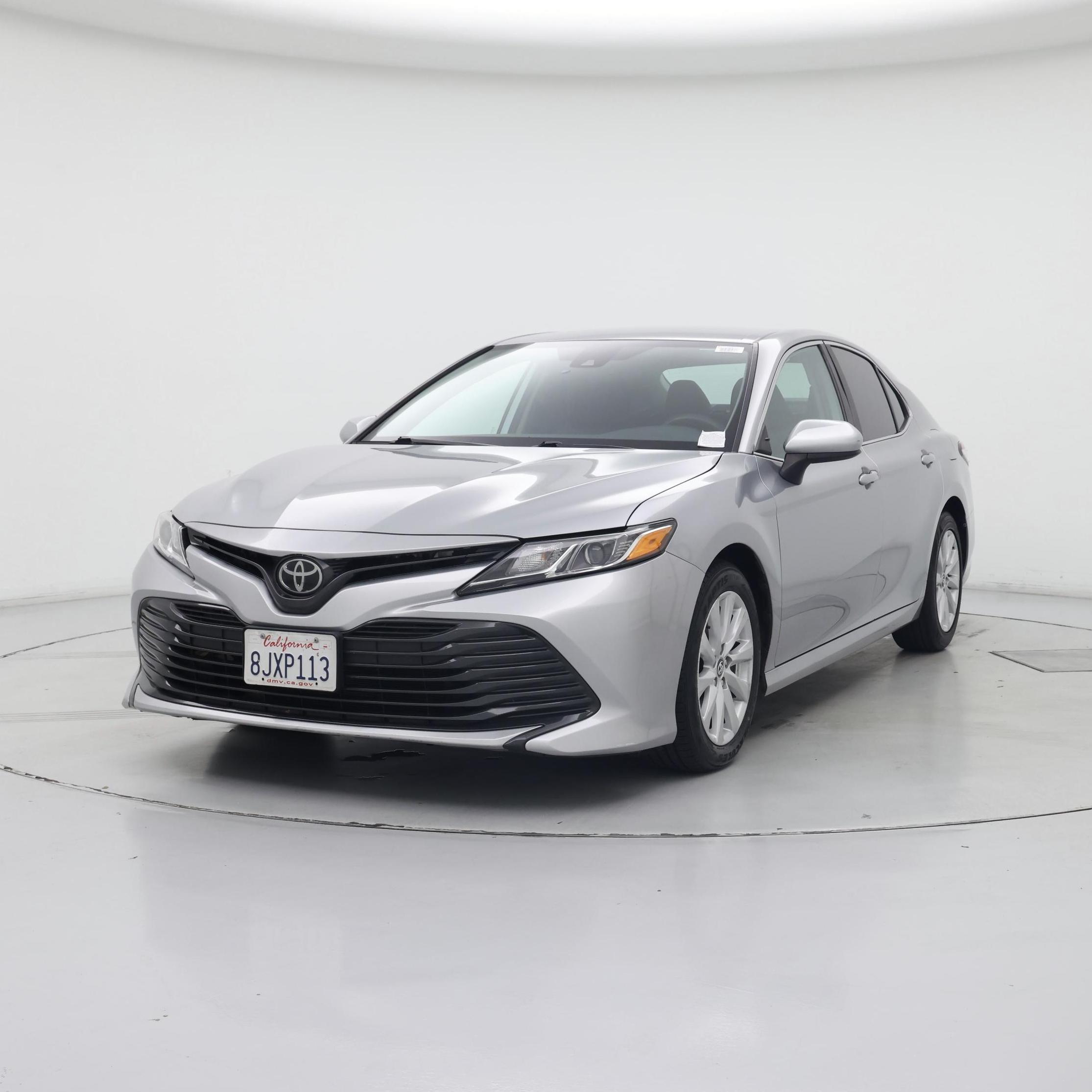 Thumbnail: 2019 Toyota Camry - 4