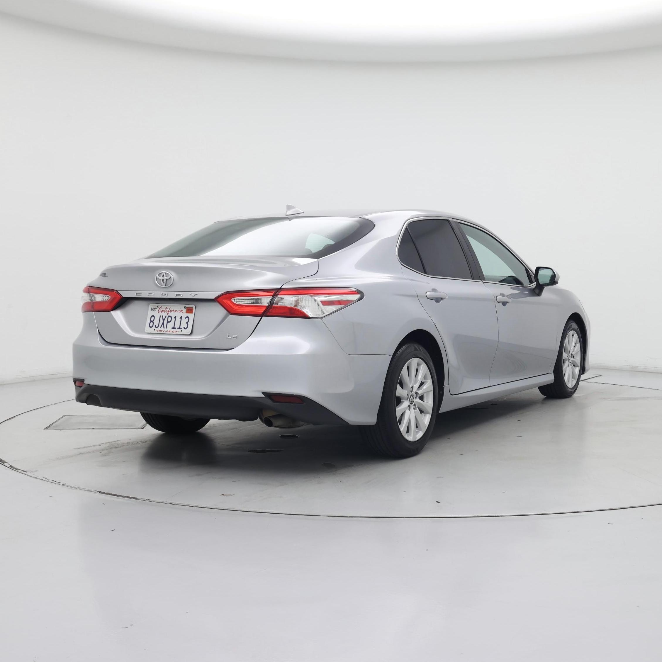 Thumbnail: 2019 Toyota Camry - 8