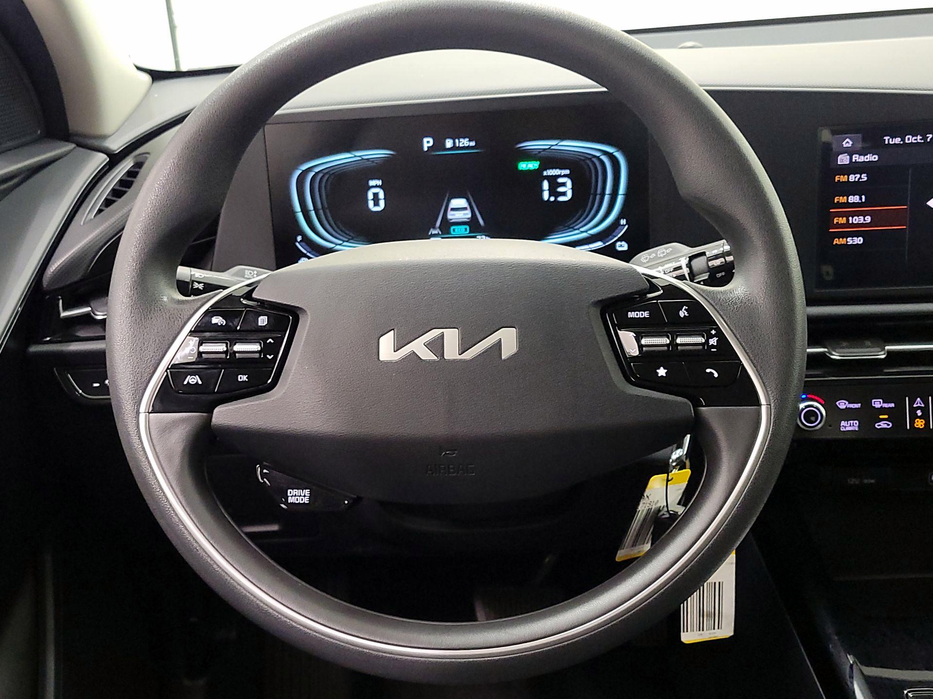 Thumbnail: 2024 Kia Niro - 10