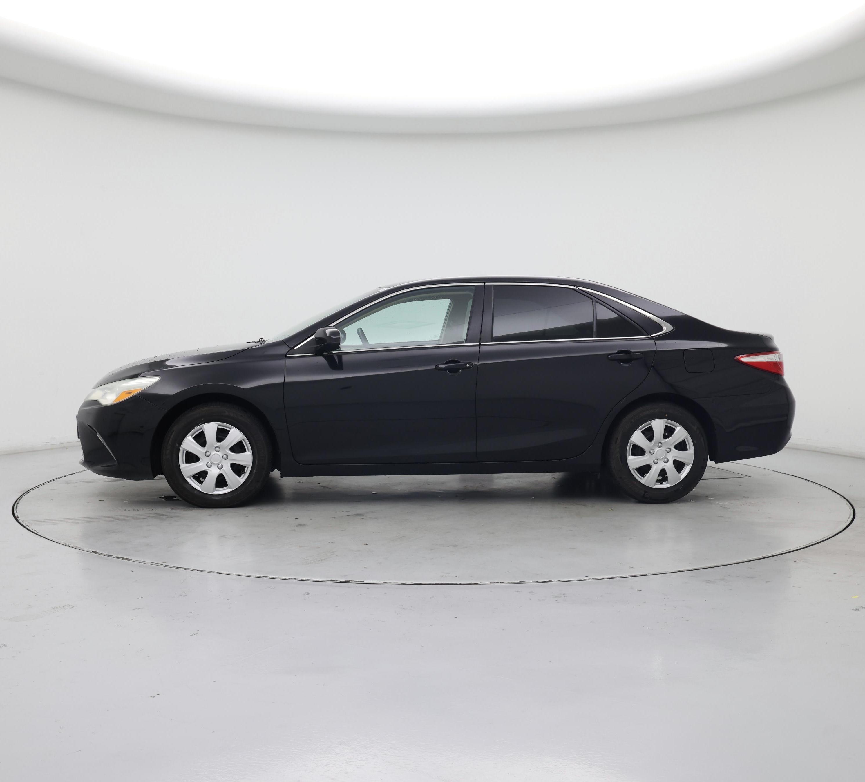 Thumbnail: 2015 Toyota Camry - 3