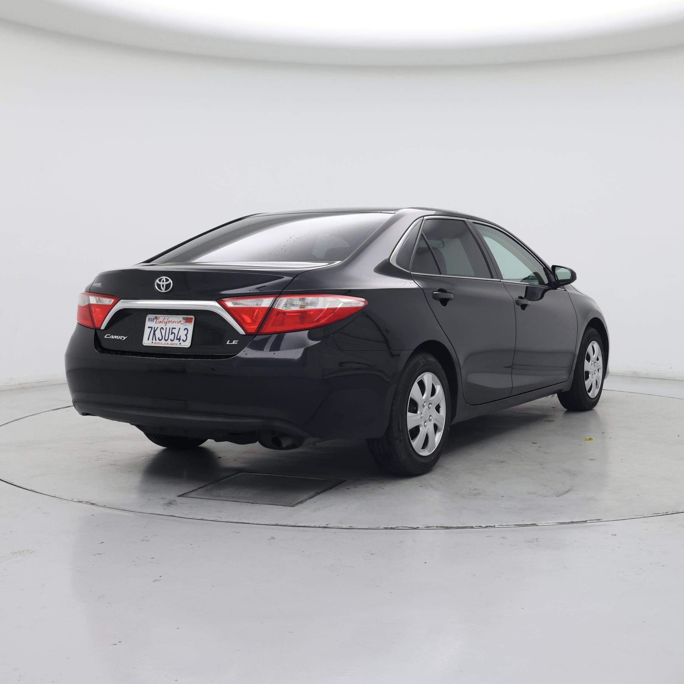 Thumbnail: 2015 Toyota Camry - 8