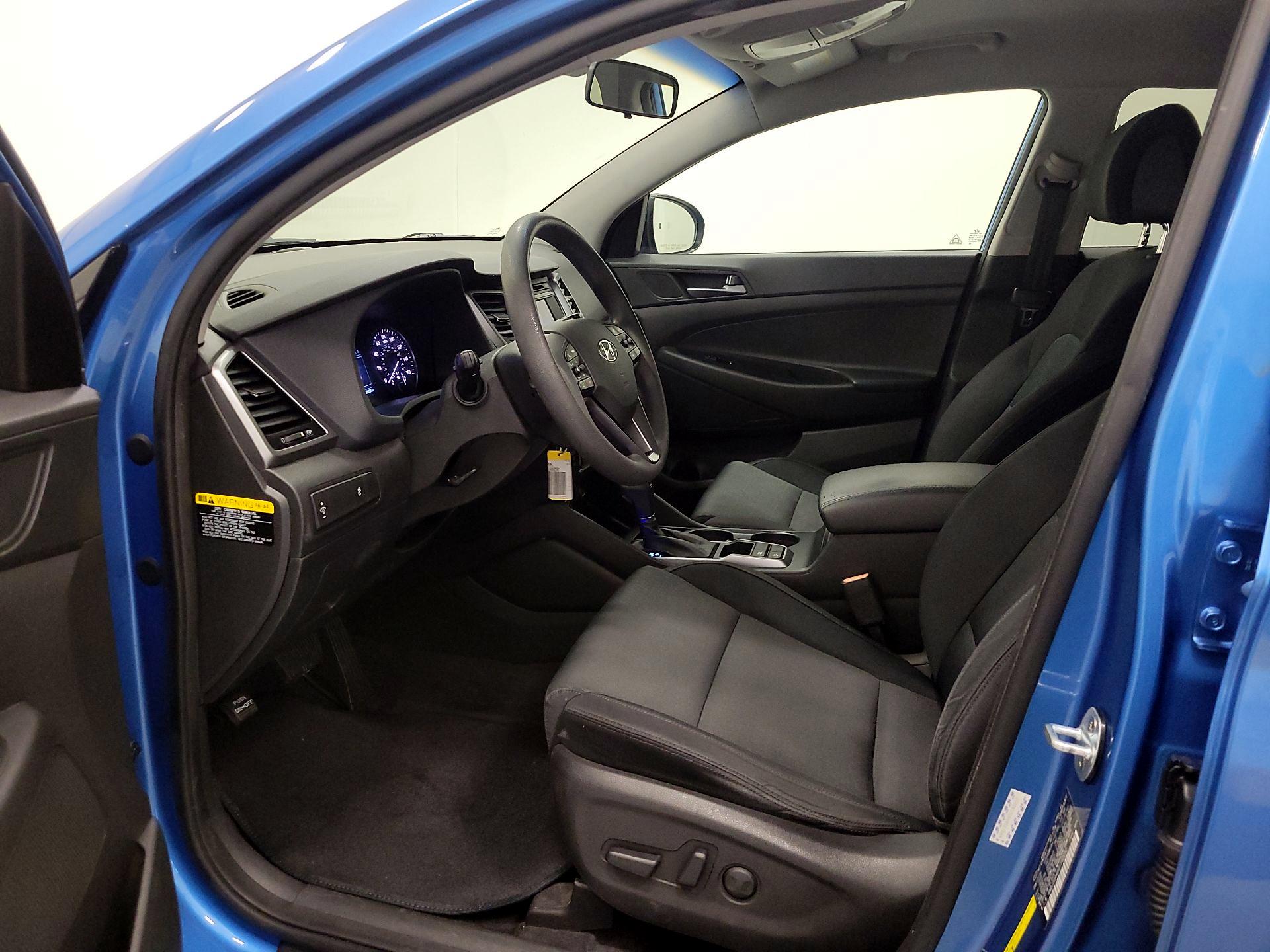 Thumbnail: 2016 Hyundai Tucson - 11