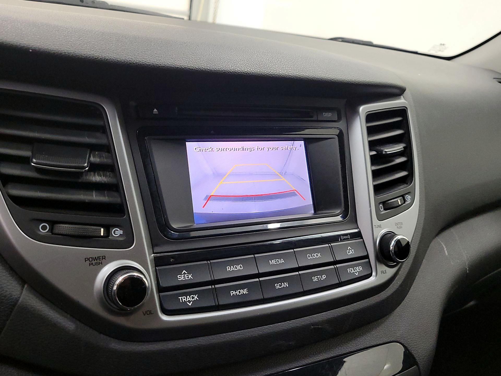 Thumbnail: 2016 Hyundai Tucson - 14