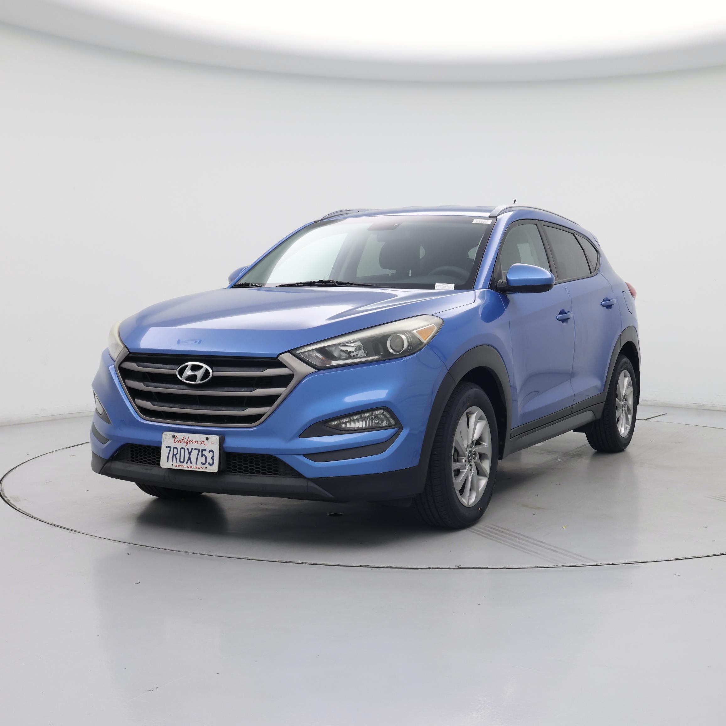 Thumbnail: 2016 Hyundai Tucson - 4