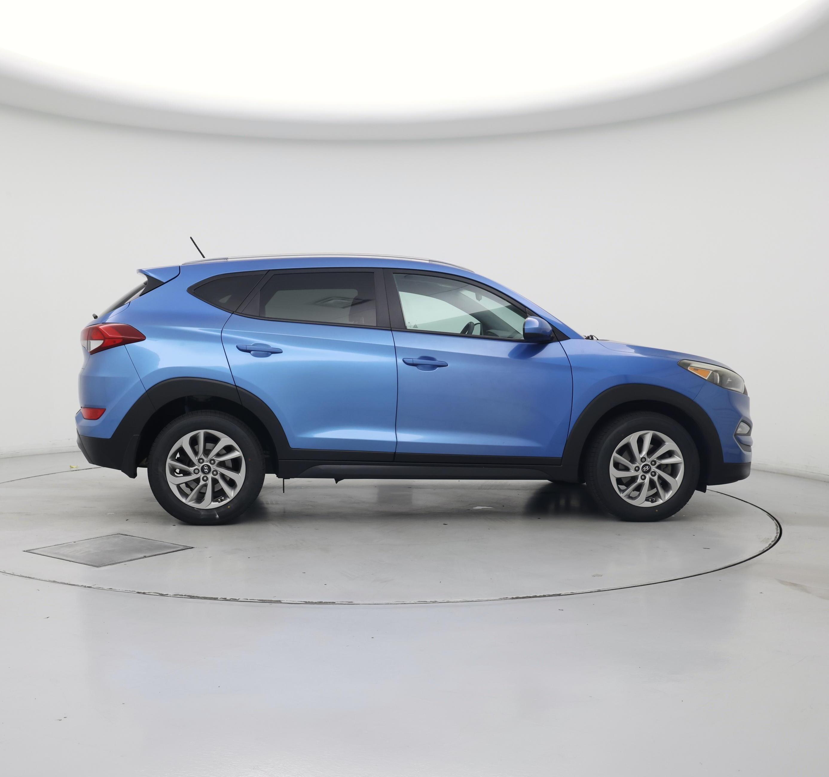Thumbnail: 2016 Hyundai Tucson - 7