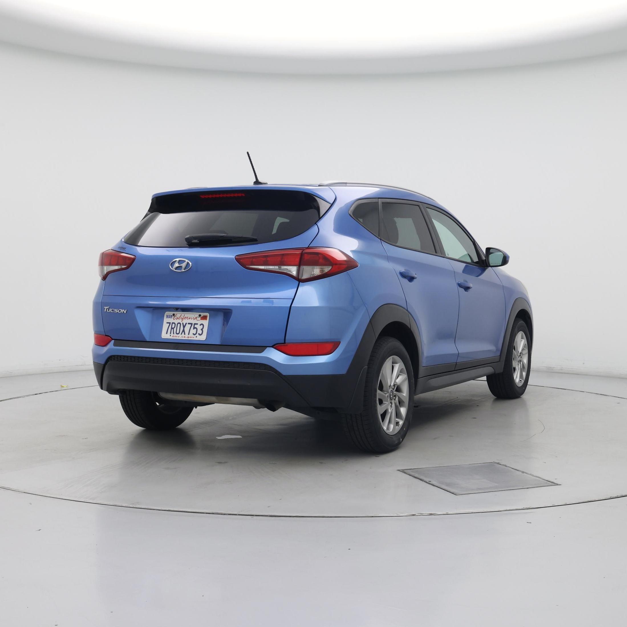 Thumbnail: 2016 Hyundai Tucson - 8