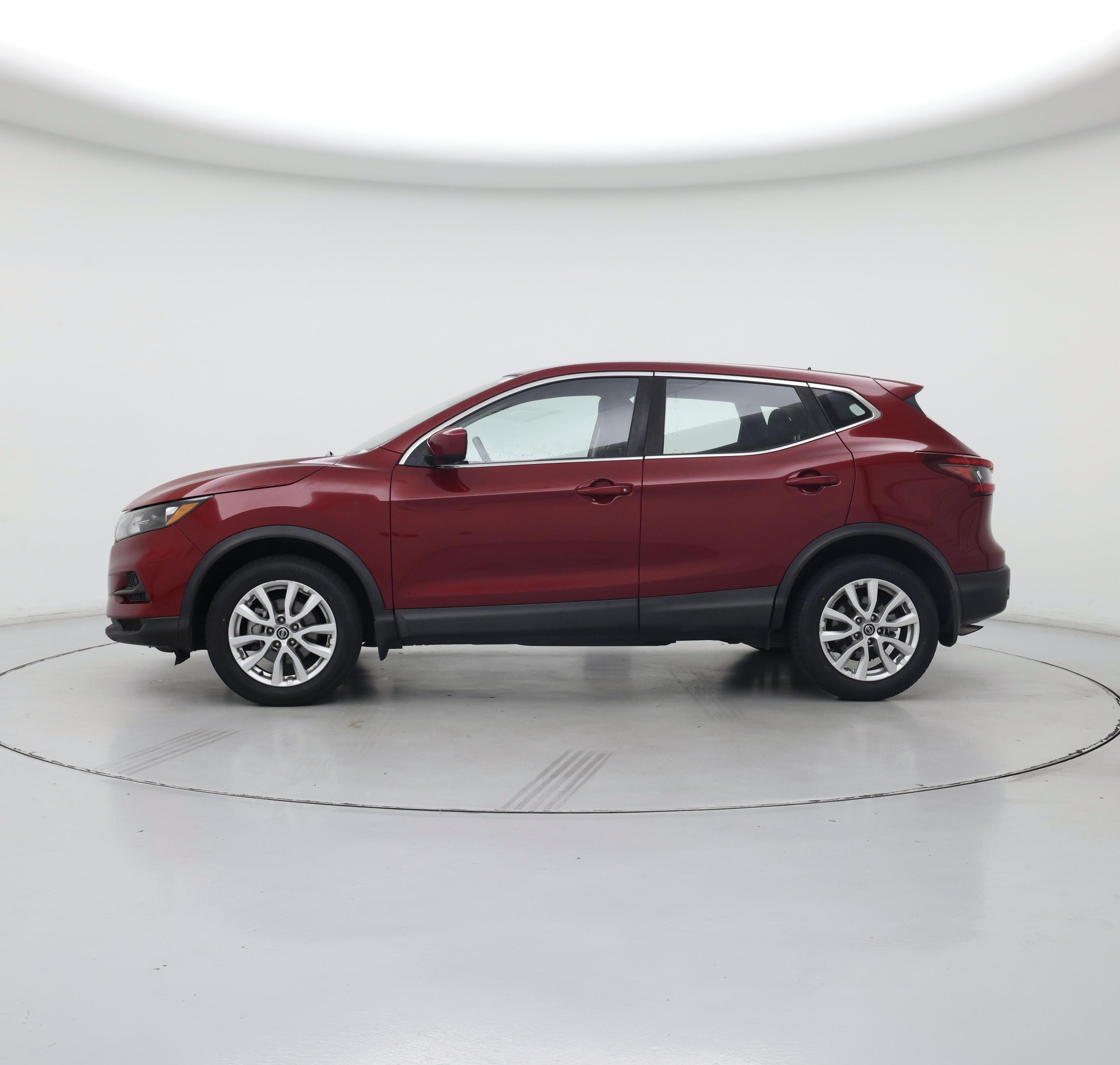 Thumbnail: 2020 Nissan Rogue Sport - 3