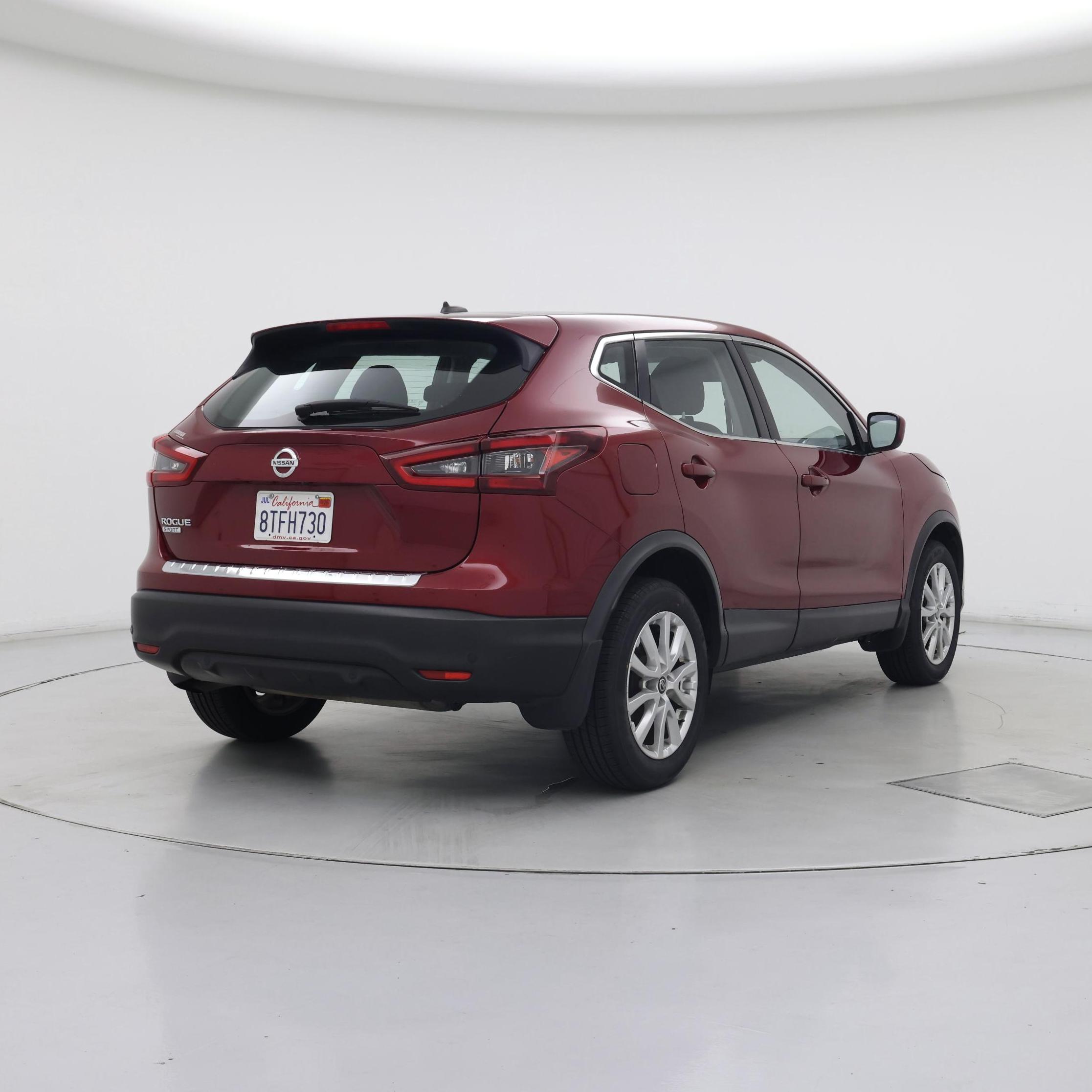 Thumbnail: 2020 Nissan Rogue Sport - 8