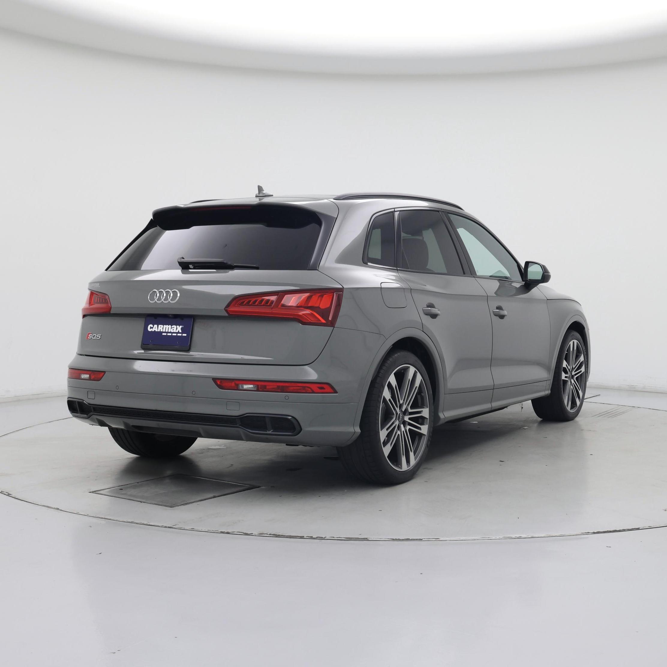 Thumbnail: 2019 Audi SQ5 - 8
