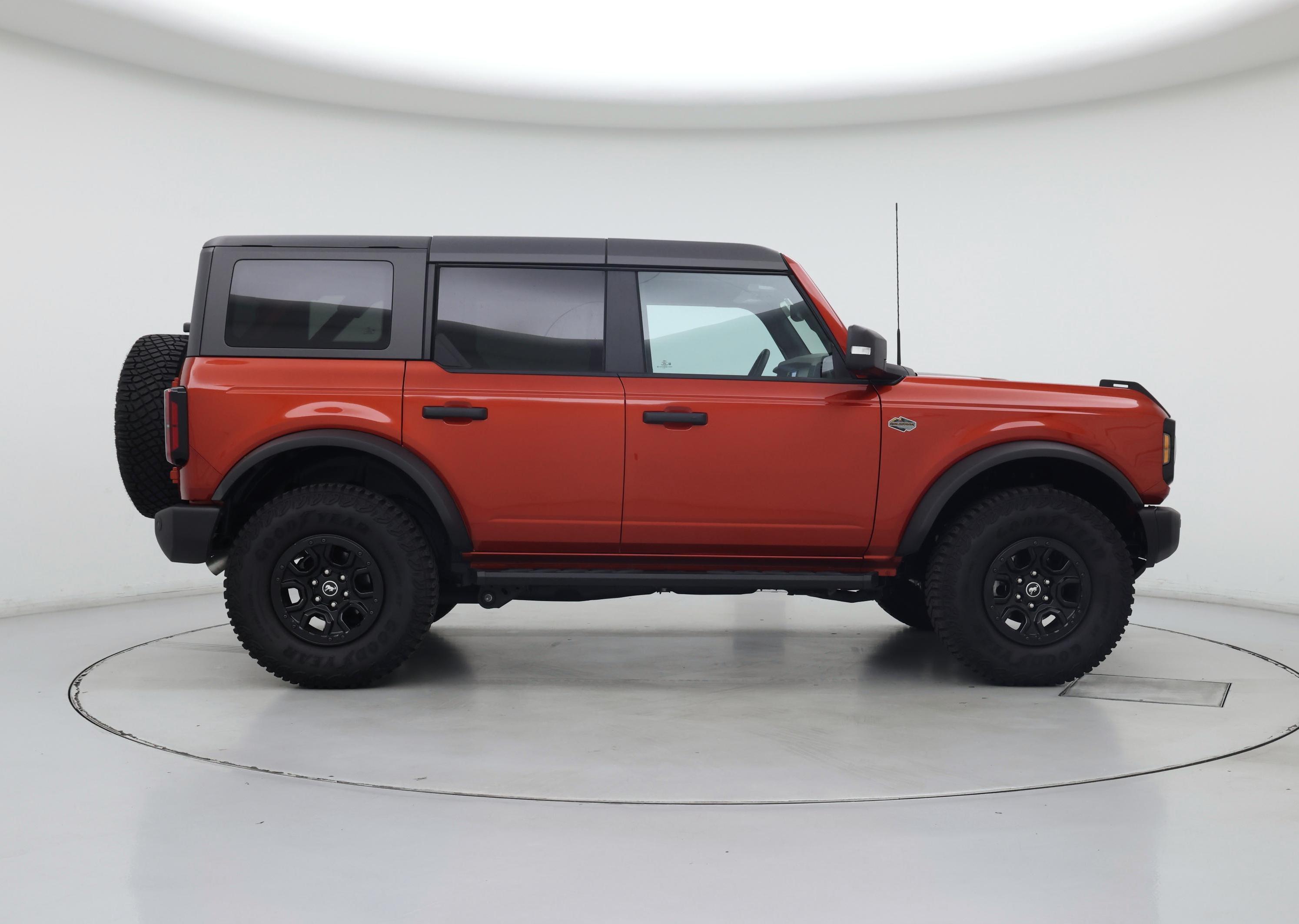 Thumbnail: 2023 Ford Bronco - 7