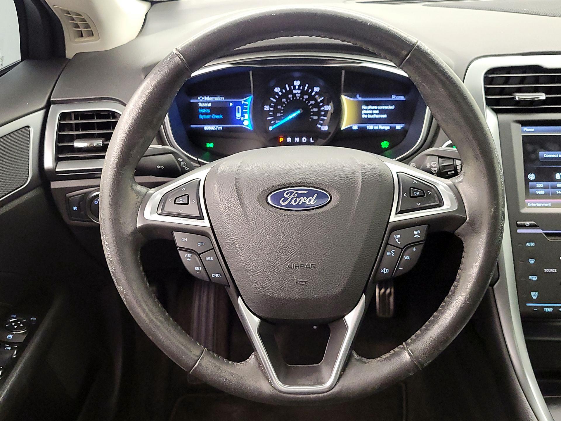 Thumbnail: 2015 Ford Fusion - 10