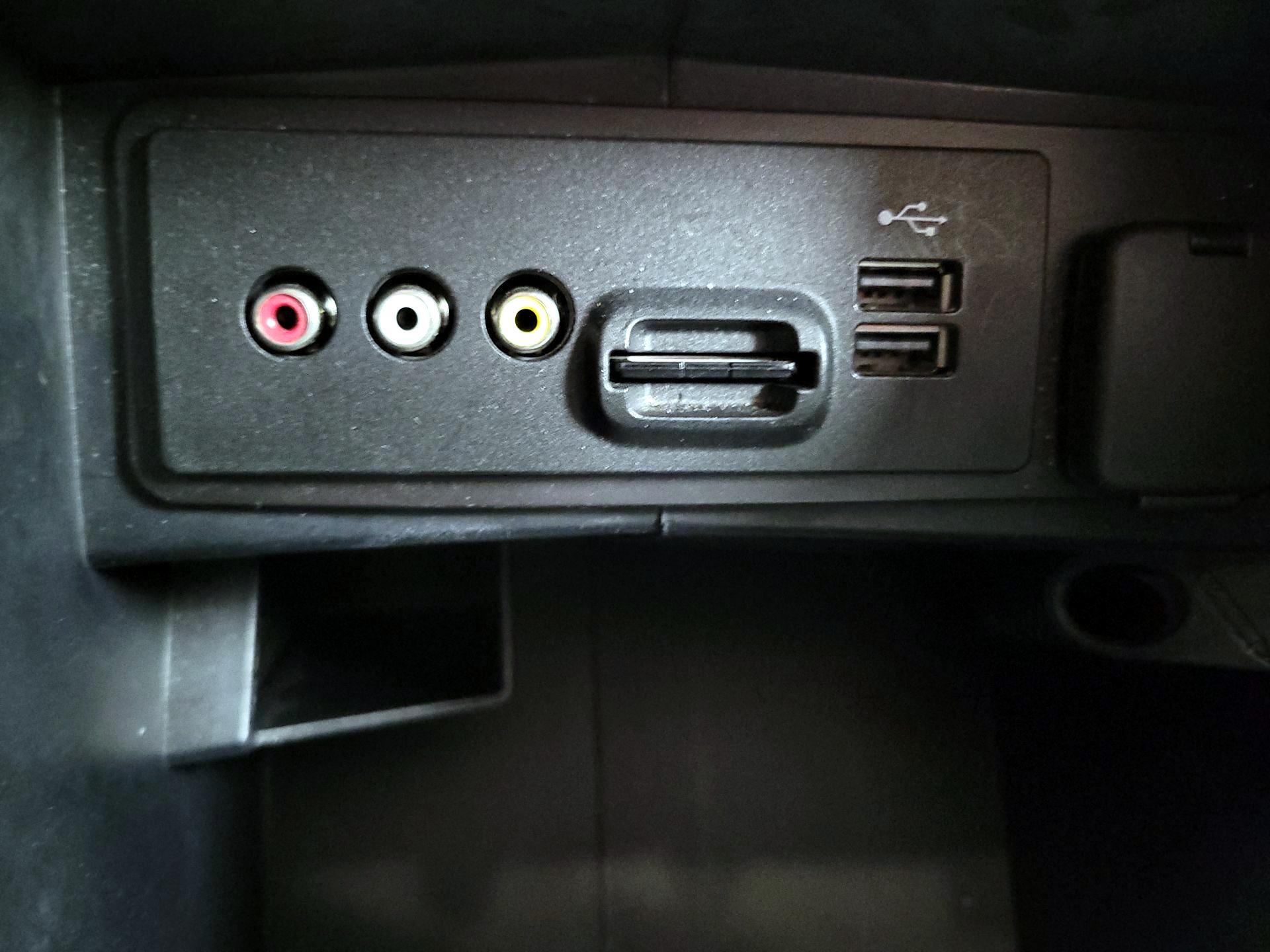 Thumbnail: 2015 Ford Fusion - 18