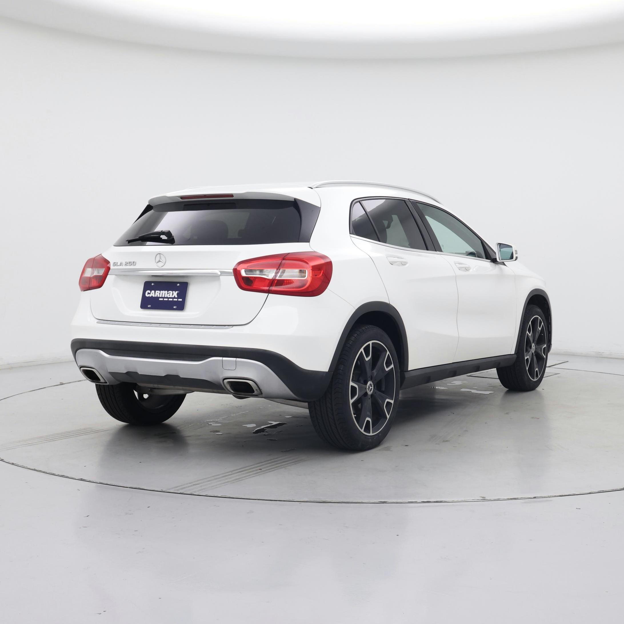 Thumbnail: 2019 Mercedes-Benz GLA - 8