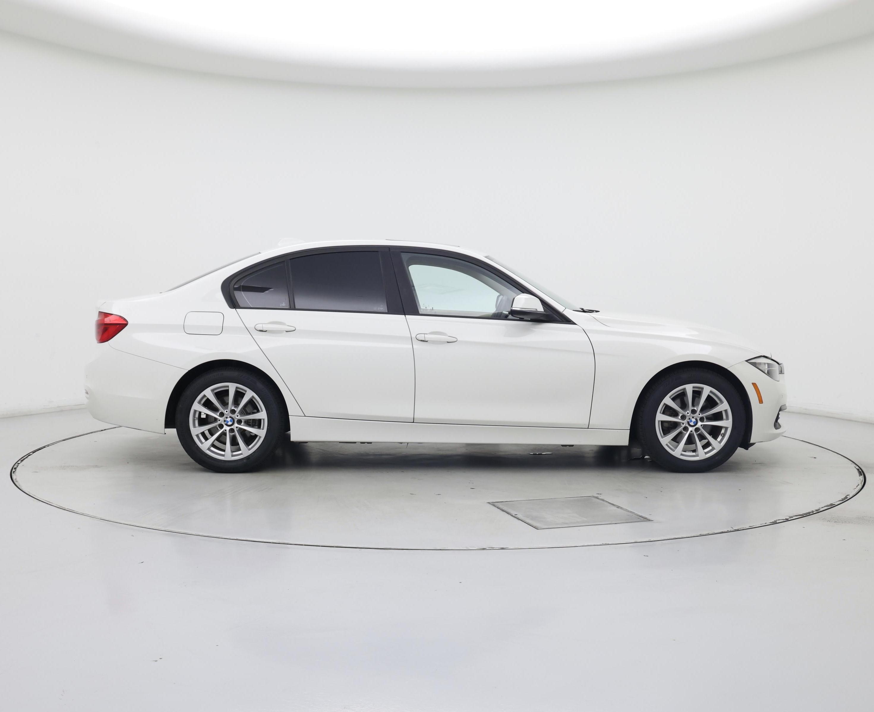 Thumbnail: 2016 BMW 3 Series - 7