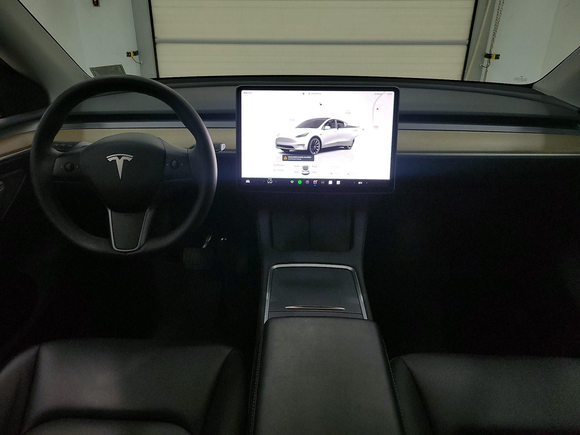 Thumbnail: 2023 Tesla Model Y - 9