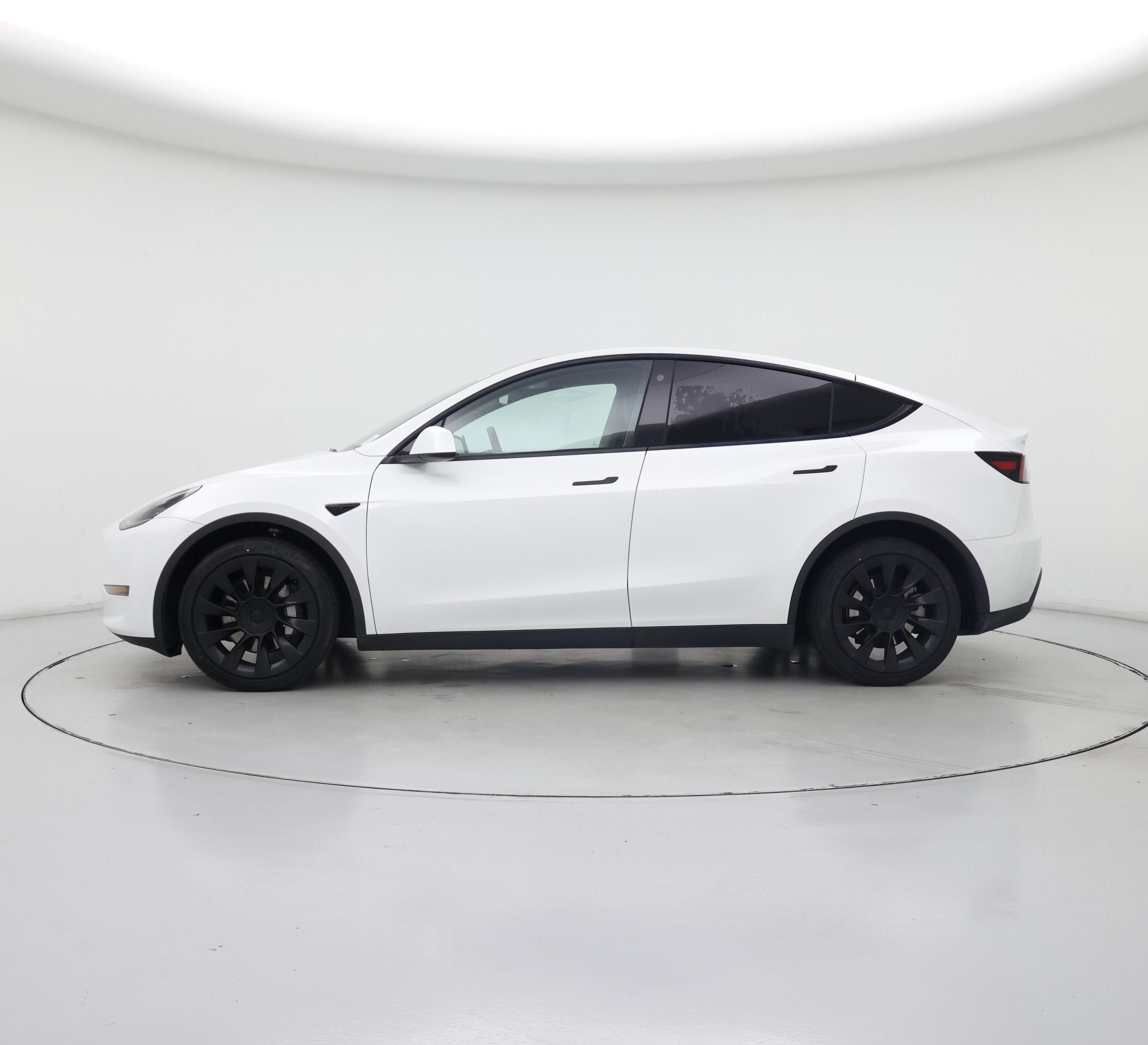 Thumbnail: 2023 Tesla Model Y - 3