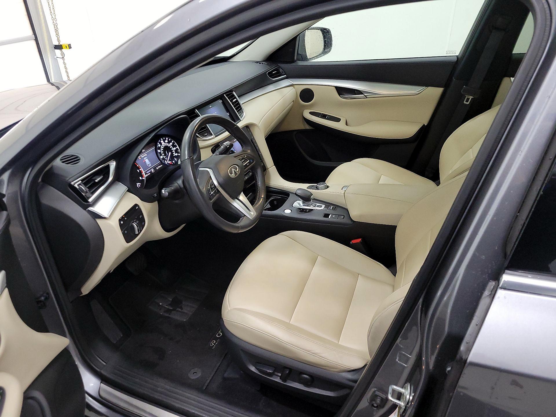 Thumbnail: 2021 INFINITI QX50 - 11