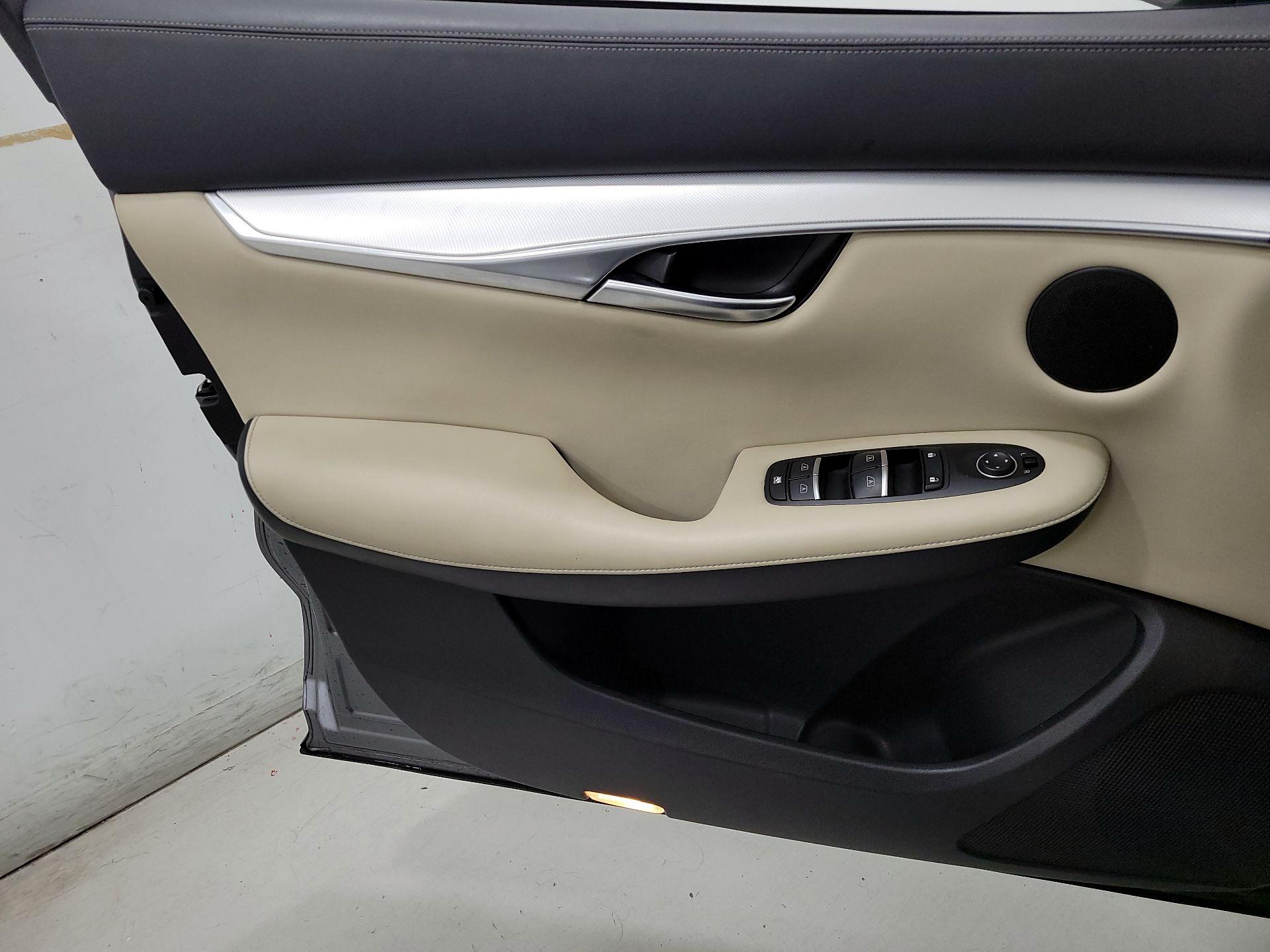 Thumbnail: 2021 INFINITI QX50 - 12