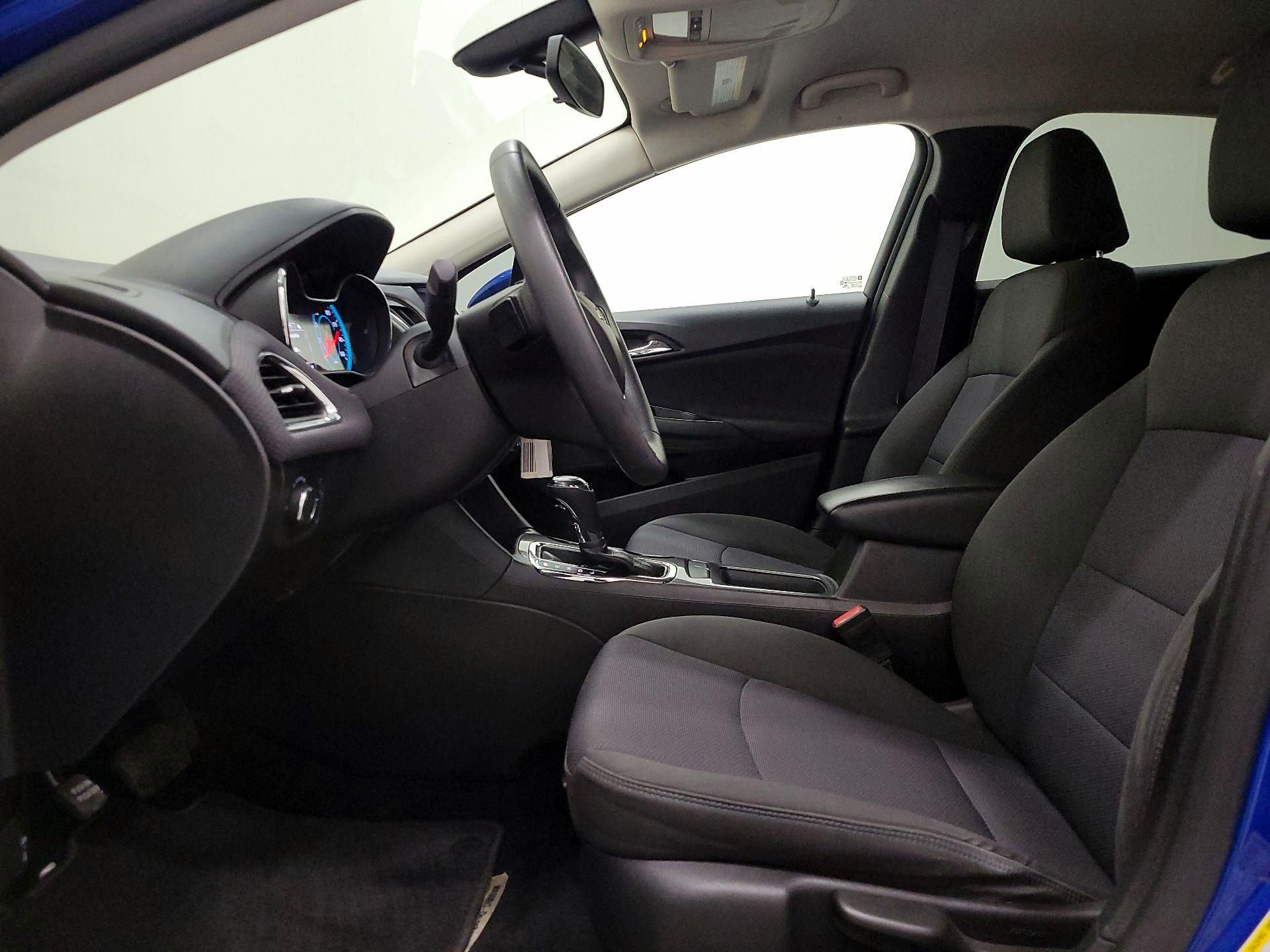 Thumbnail: 2017 Chevrolet Cruze - 11