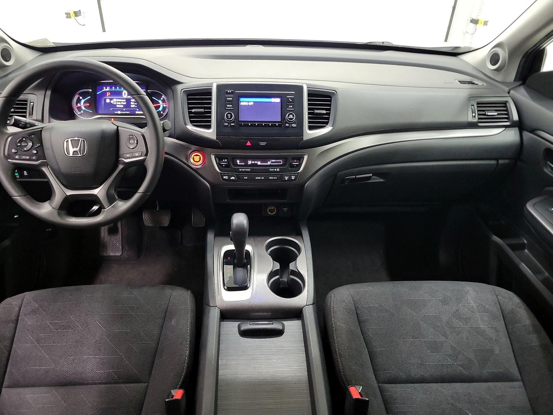 Thumbnail: 2020 Honda Pilot - 9