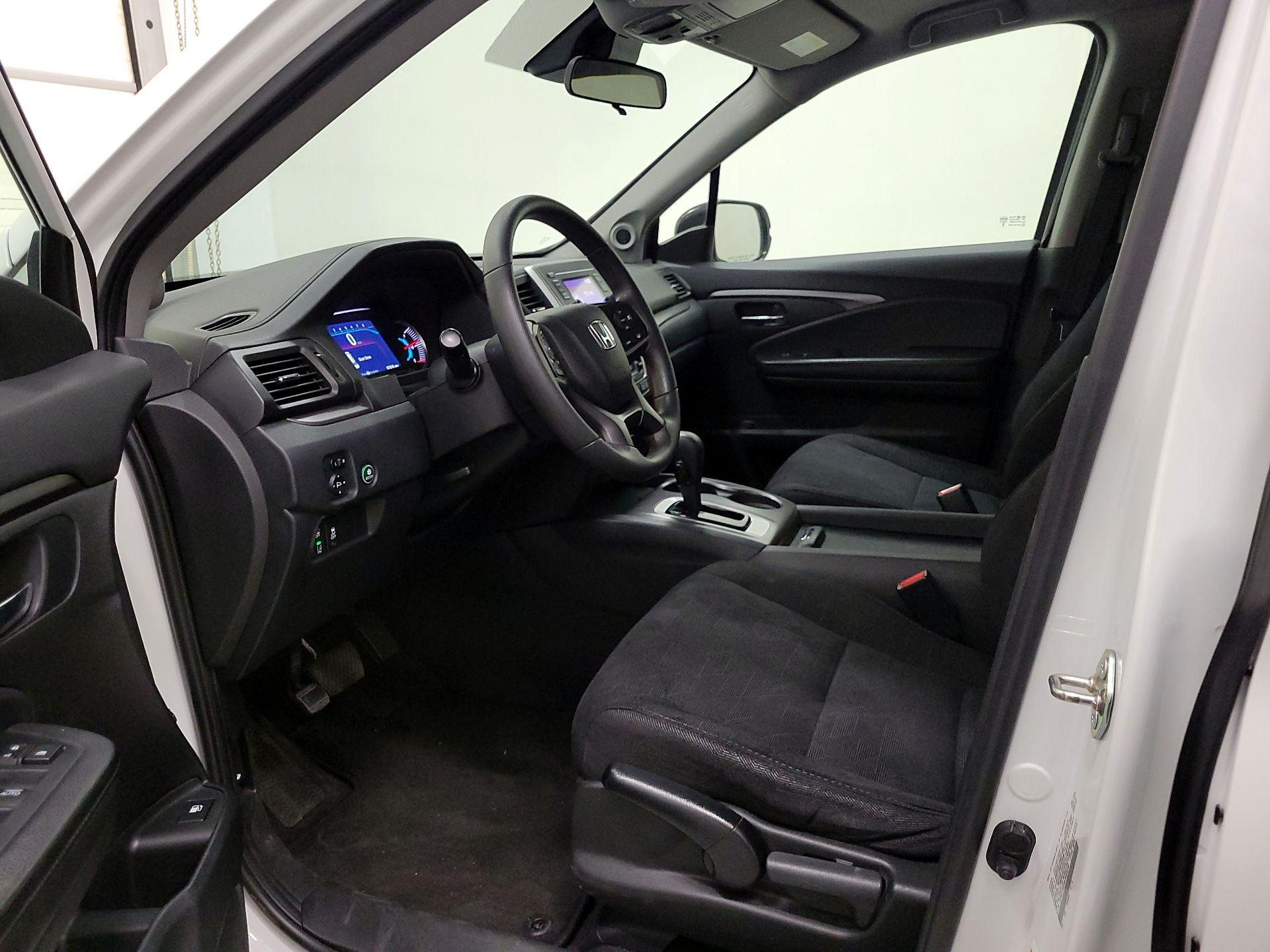 Thumbnail: 2020 Honda Pilot - 11