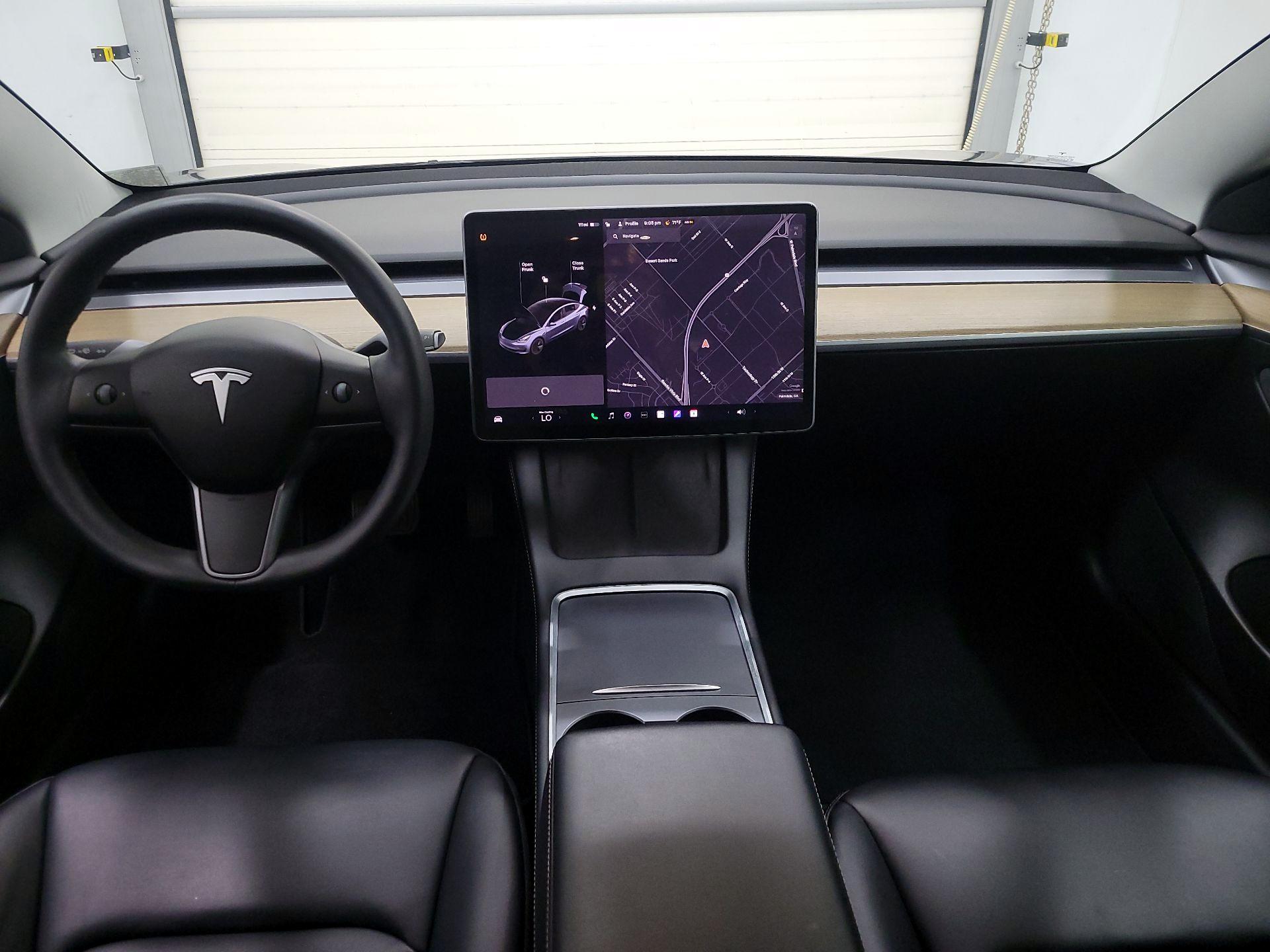 Thumbnail: 2022 Tesla Model 3 - 9