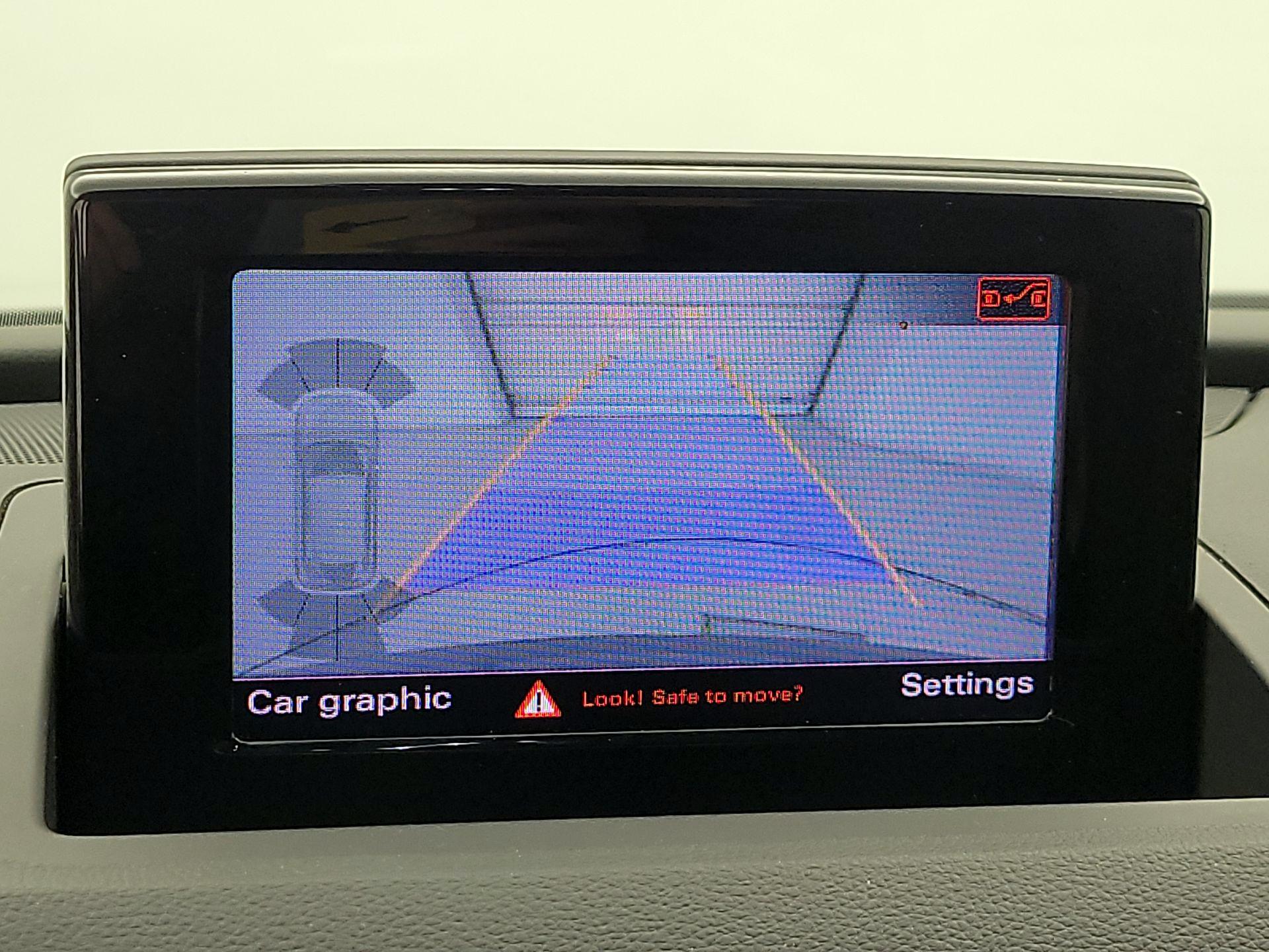 Thumbnail: 2016 Audi Q3 - 14