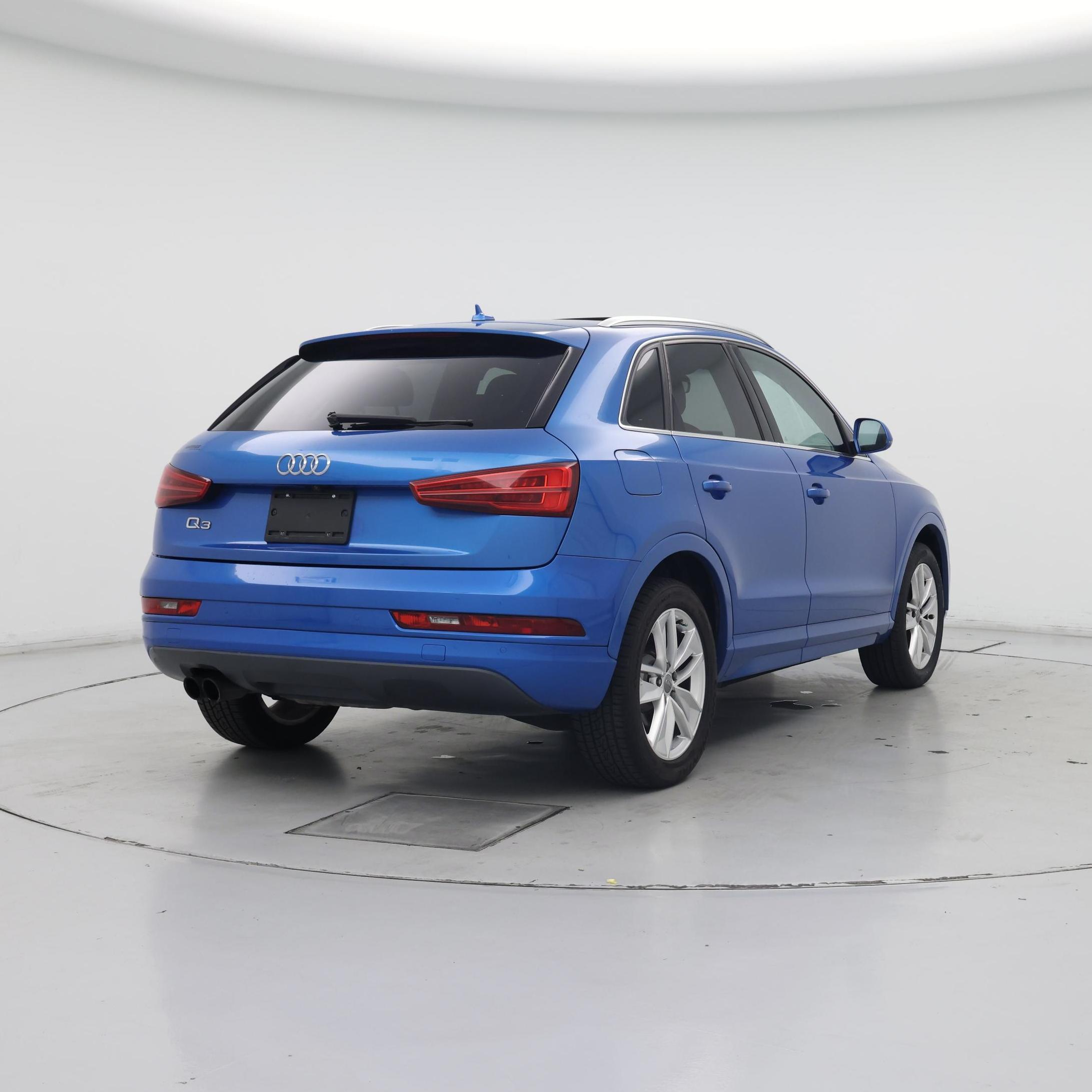 Thumbnail: 2016 Audi Q3 - 8