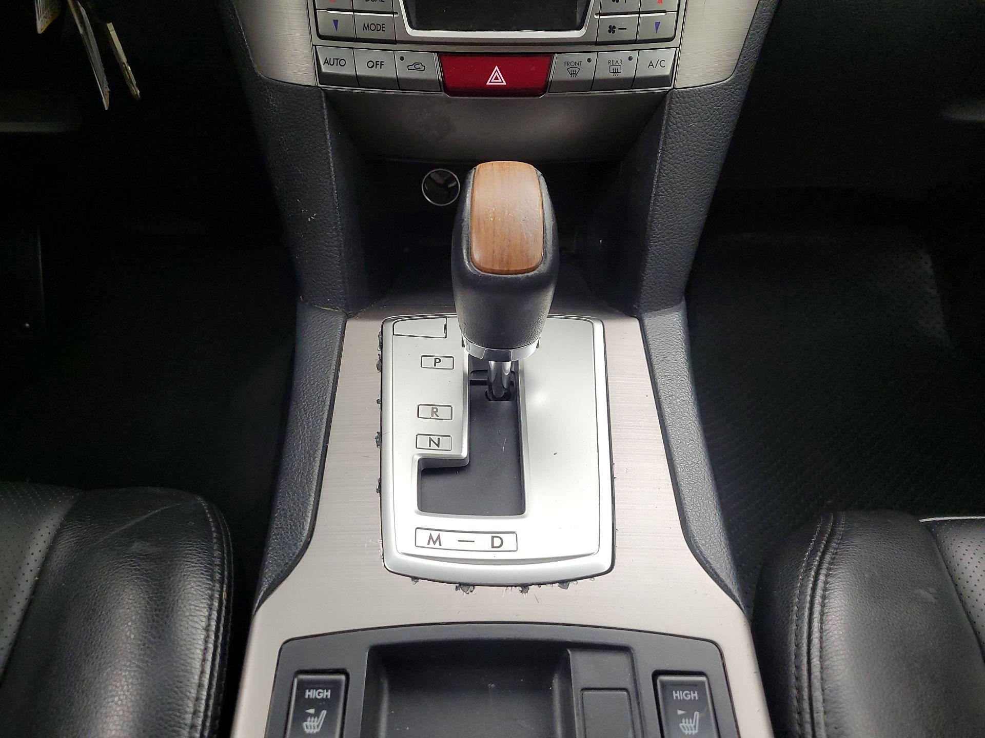 Thumbnail: 2014 Subaru Outback - 17