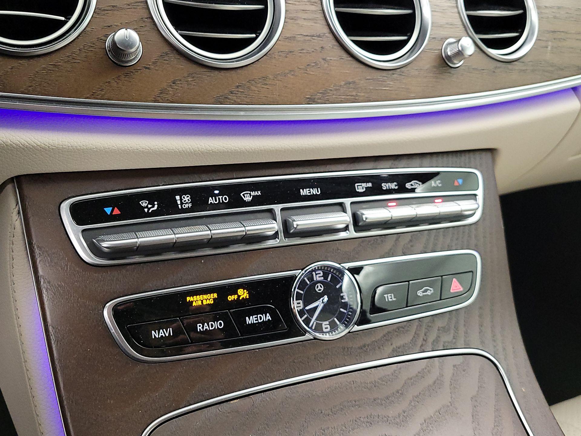 Thumbnail: 2018 Mercedes-Benz E-Class - 17
