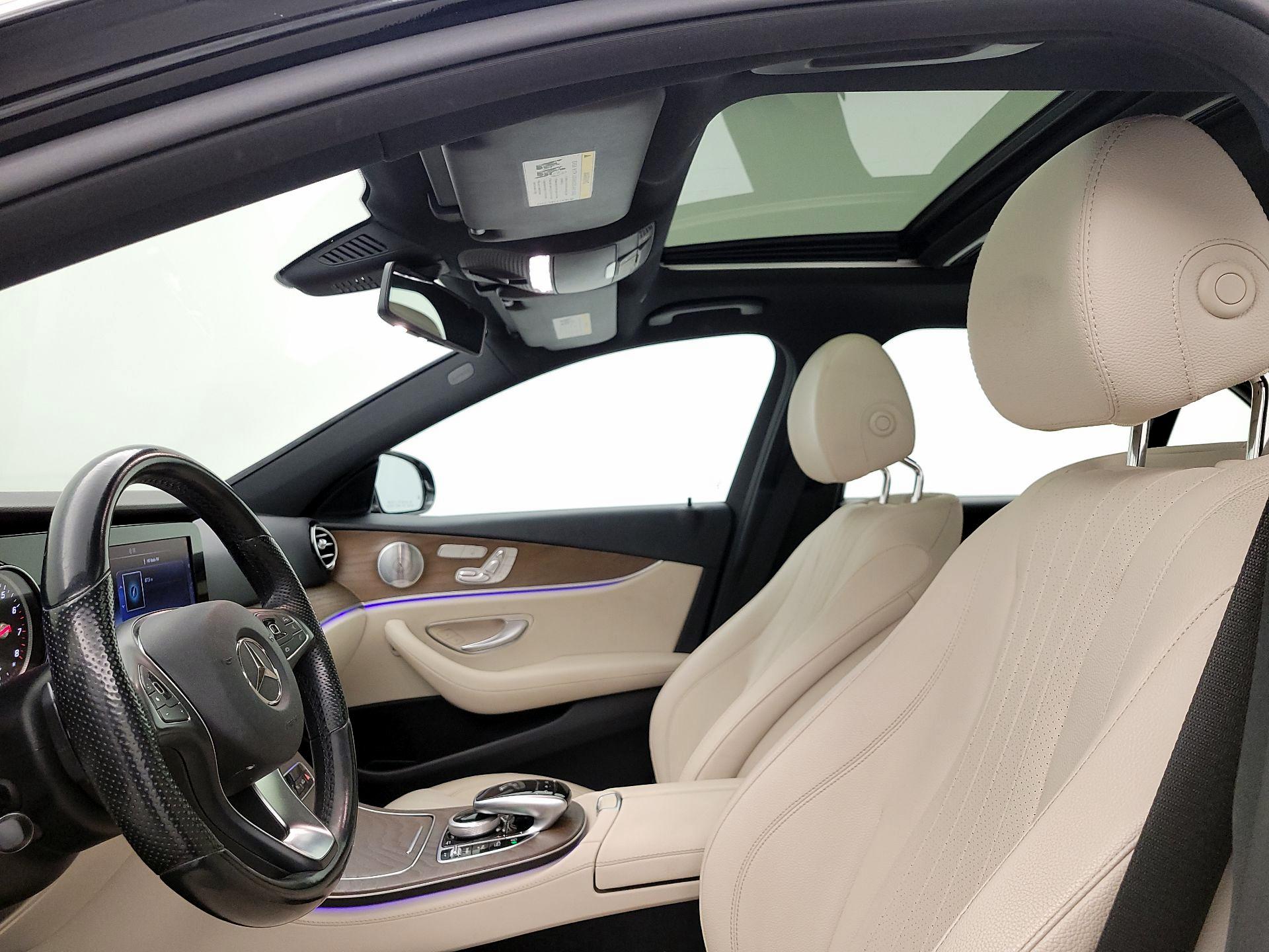 Thumbnail: 2018 Mercedes-Benz E-Class - 19