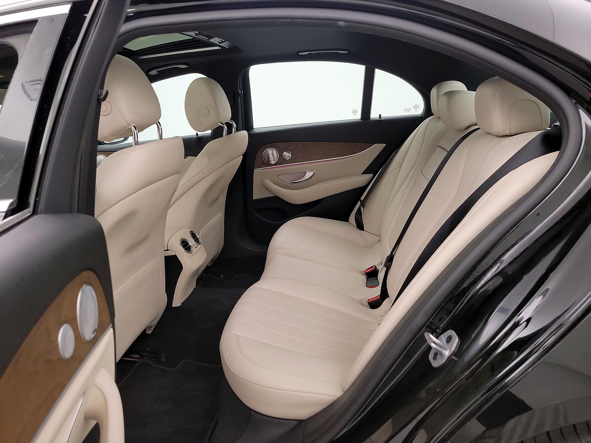 Thumbnail: 2018 Mercedes-Benz E-Class - 20