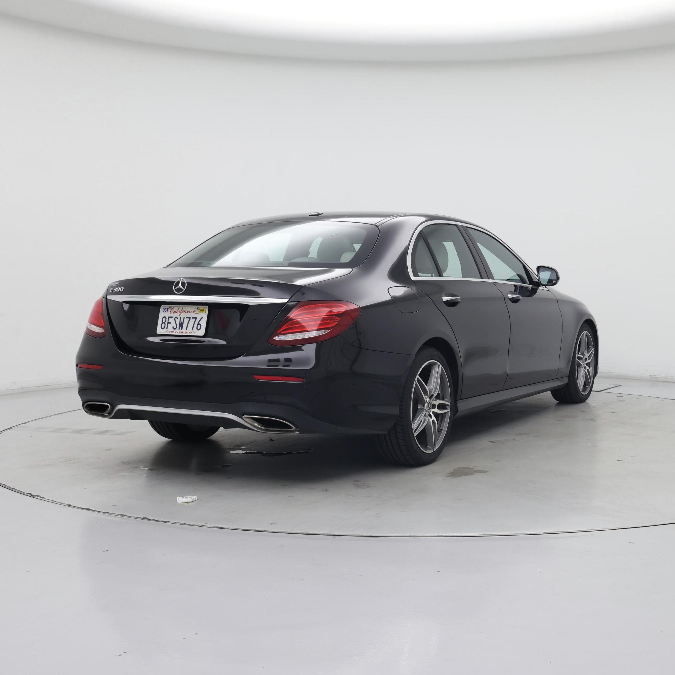 Thumbnail: 2018 Mercedes-Benz E-Class - 8