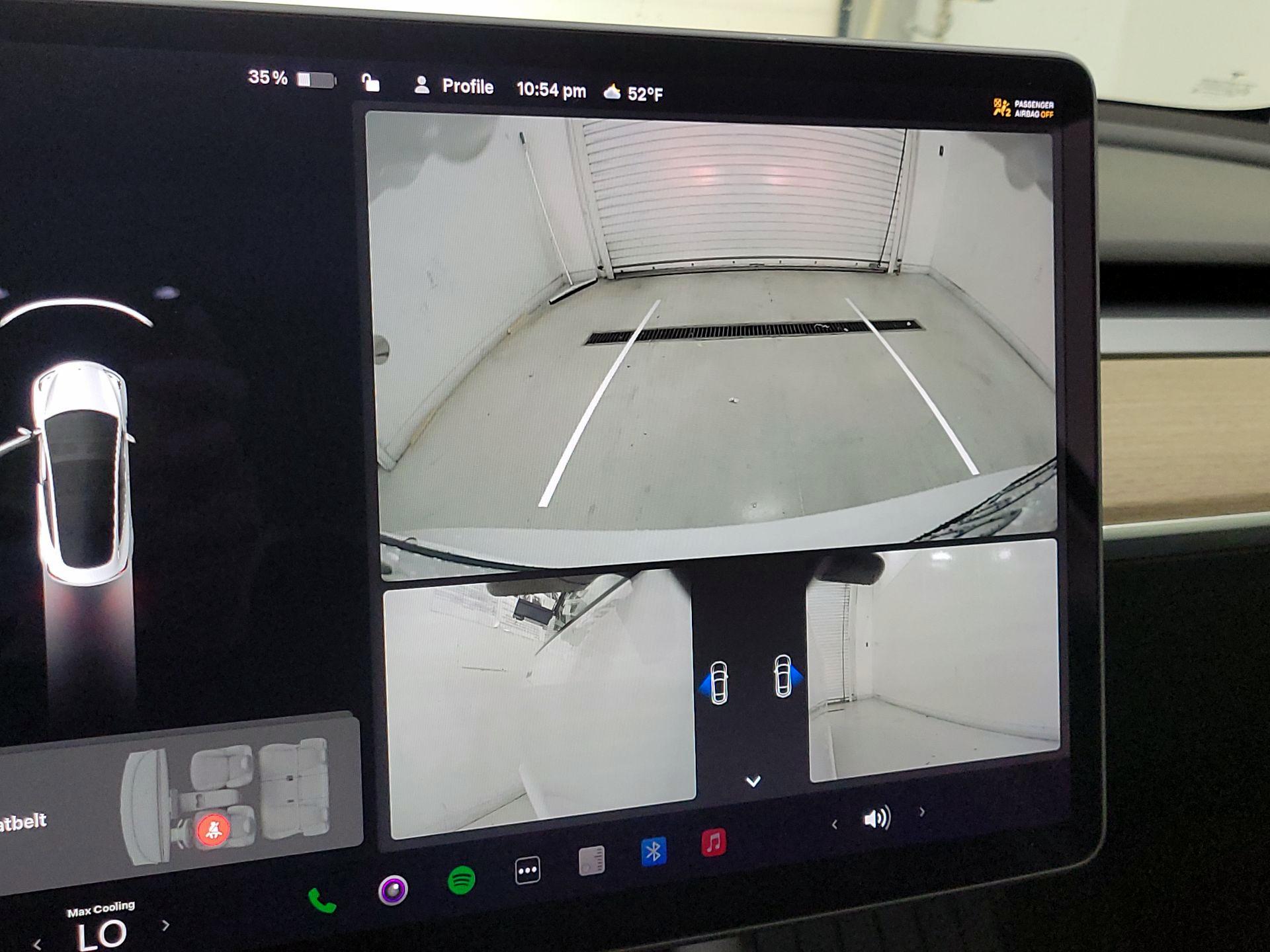Thumbnail: 2021 Tesla Model 3 - 14