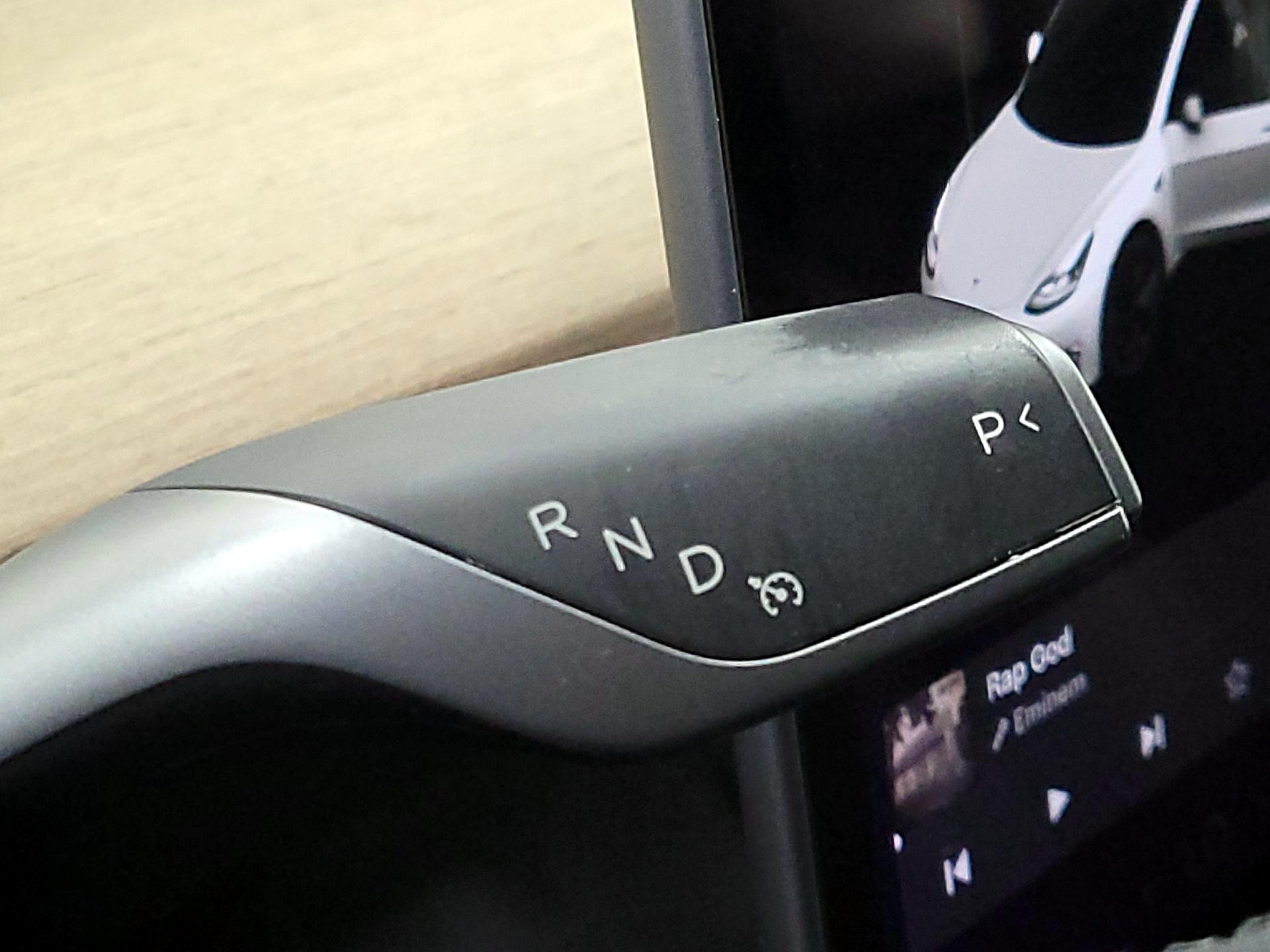 Thumbnail: 2021 Tesla Model 3 - 17