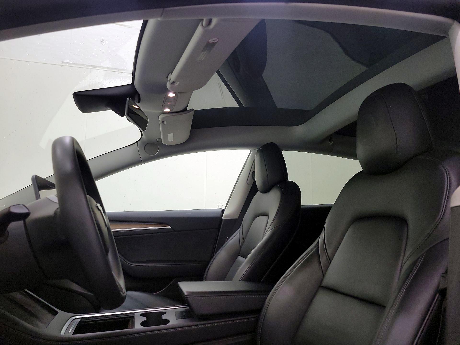Thumbnail: 2021 Tesla Model 3 - 19