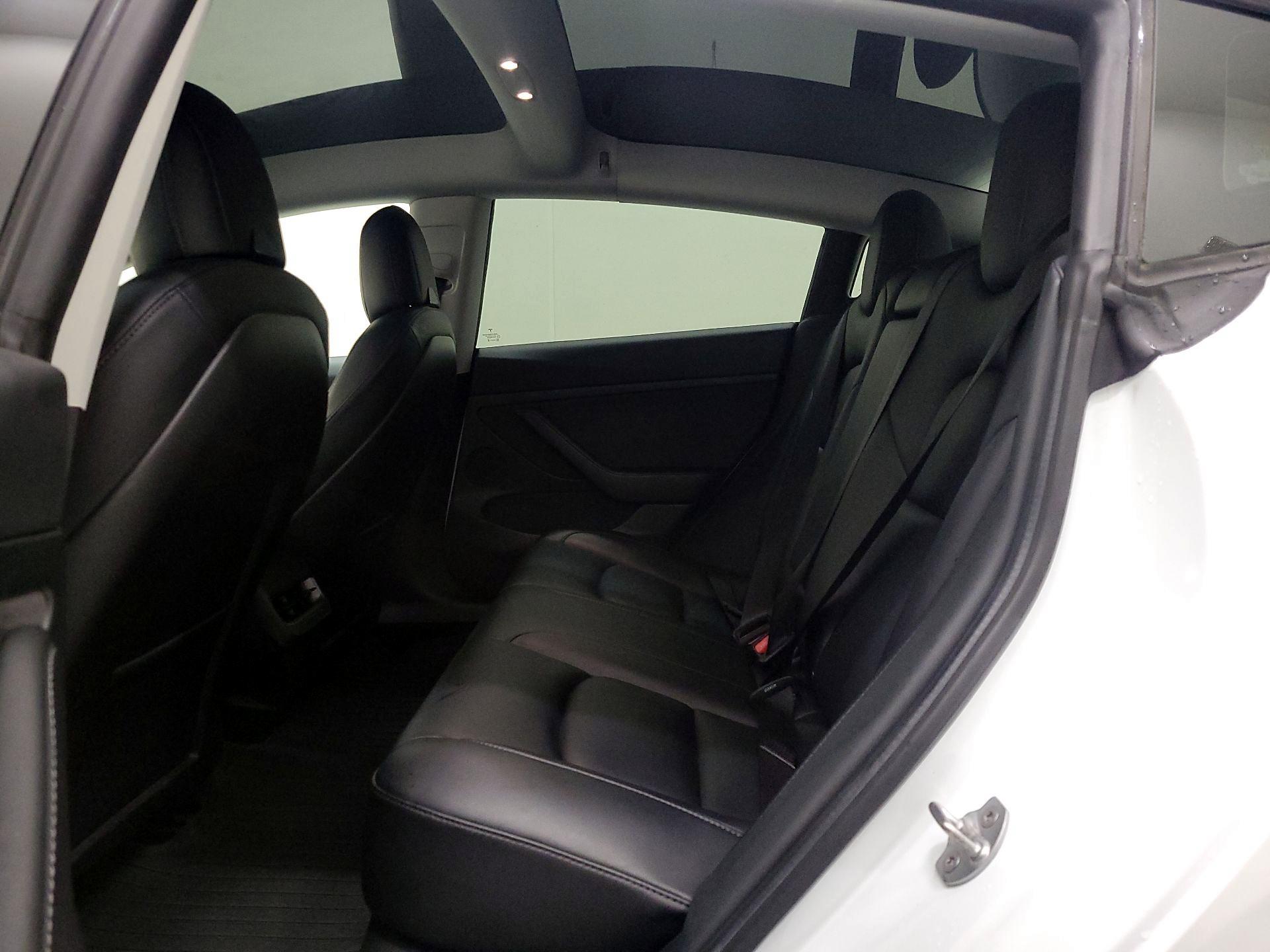 Thumbnail: 2021 Tesla Model 3 - 20
