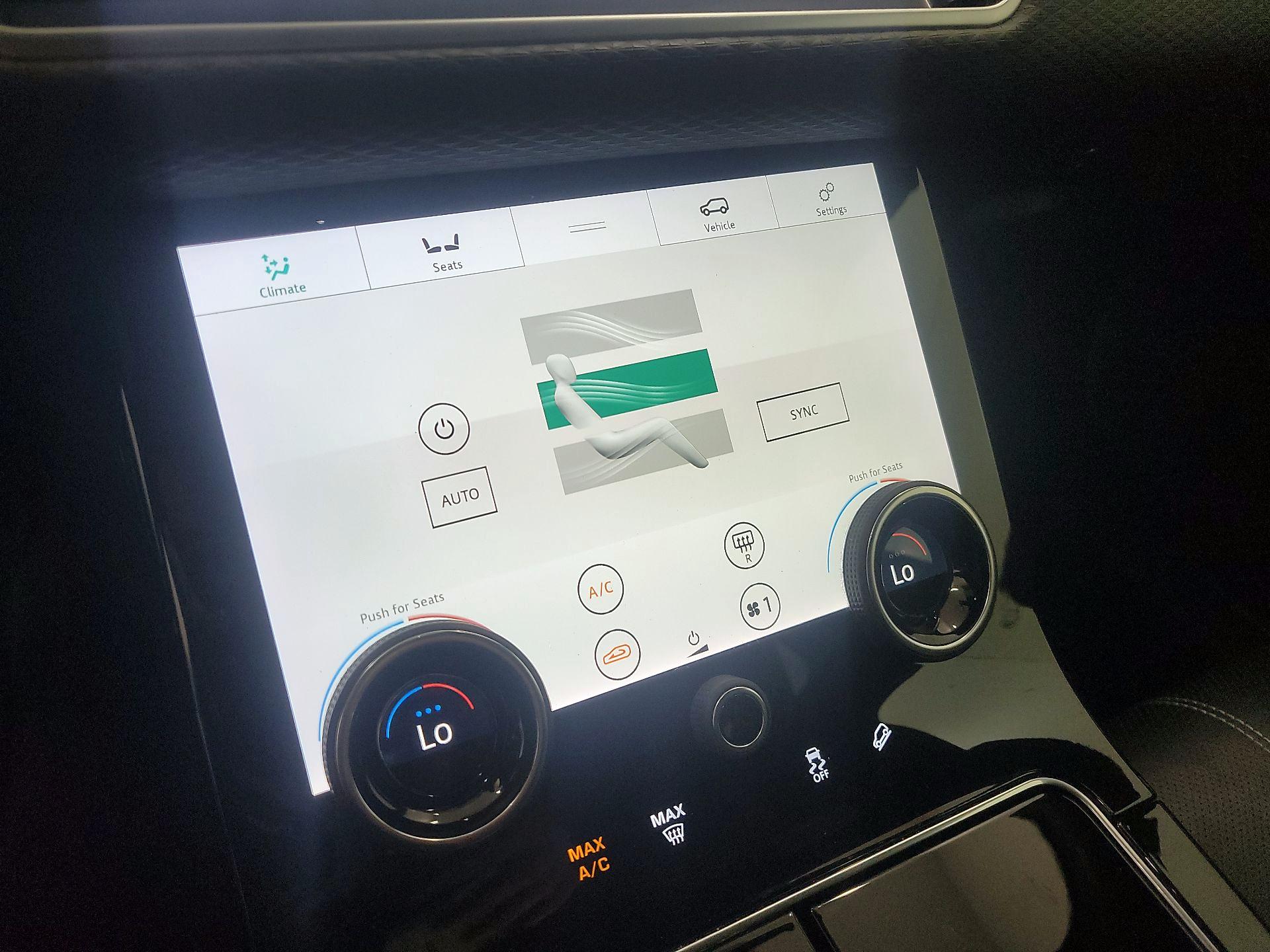 Thumbnail: 2019 Land Rover Range Rover Velar - 17