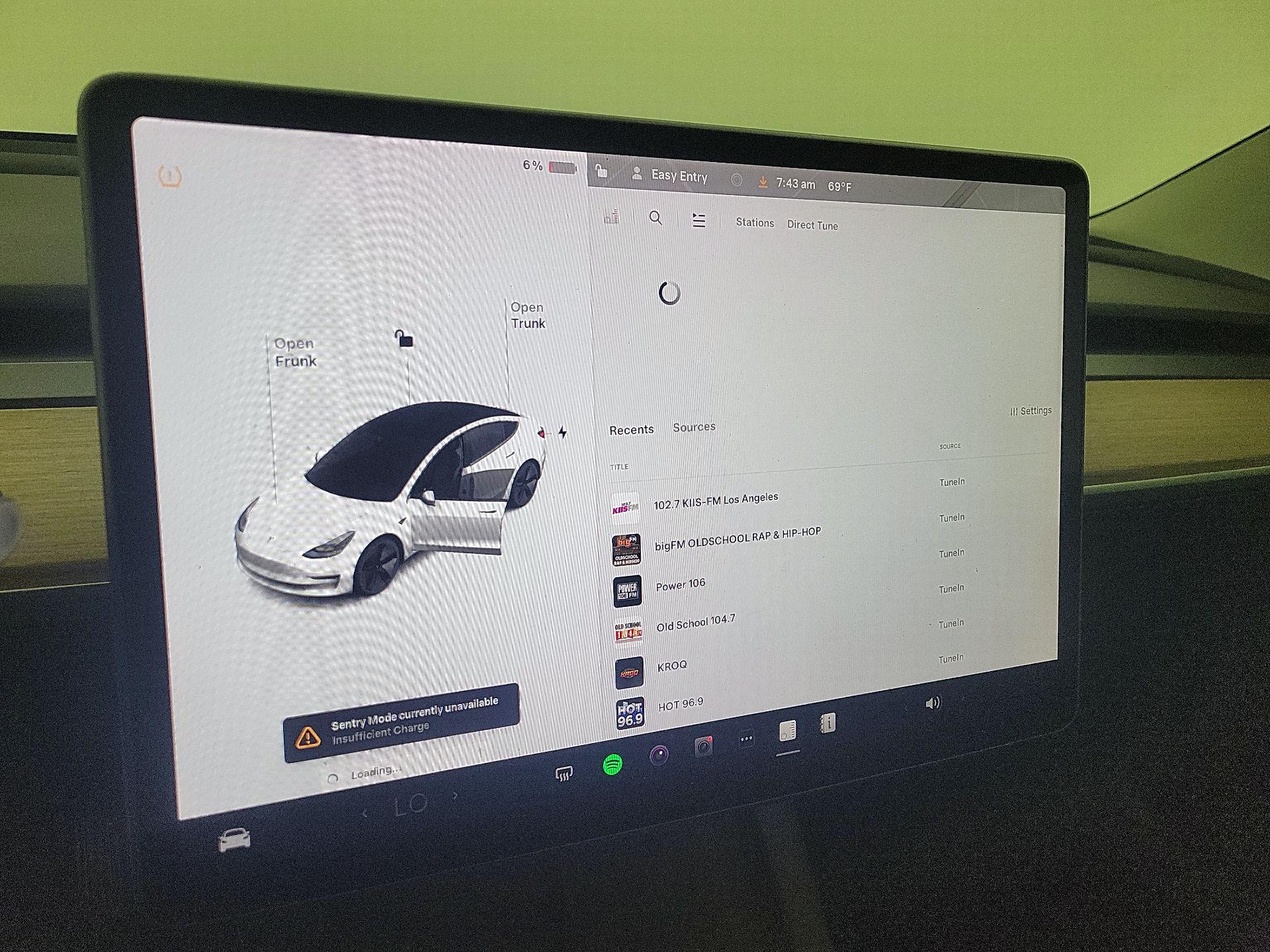 Thumbnail: 2022 Tesla Model 3 - 15