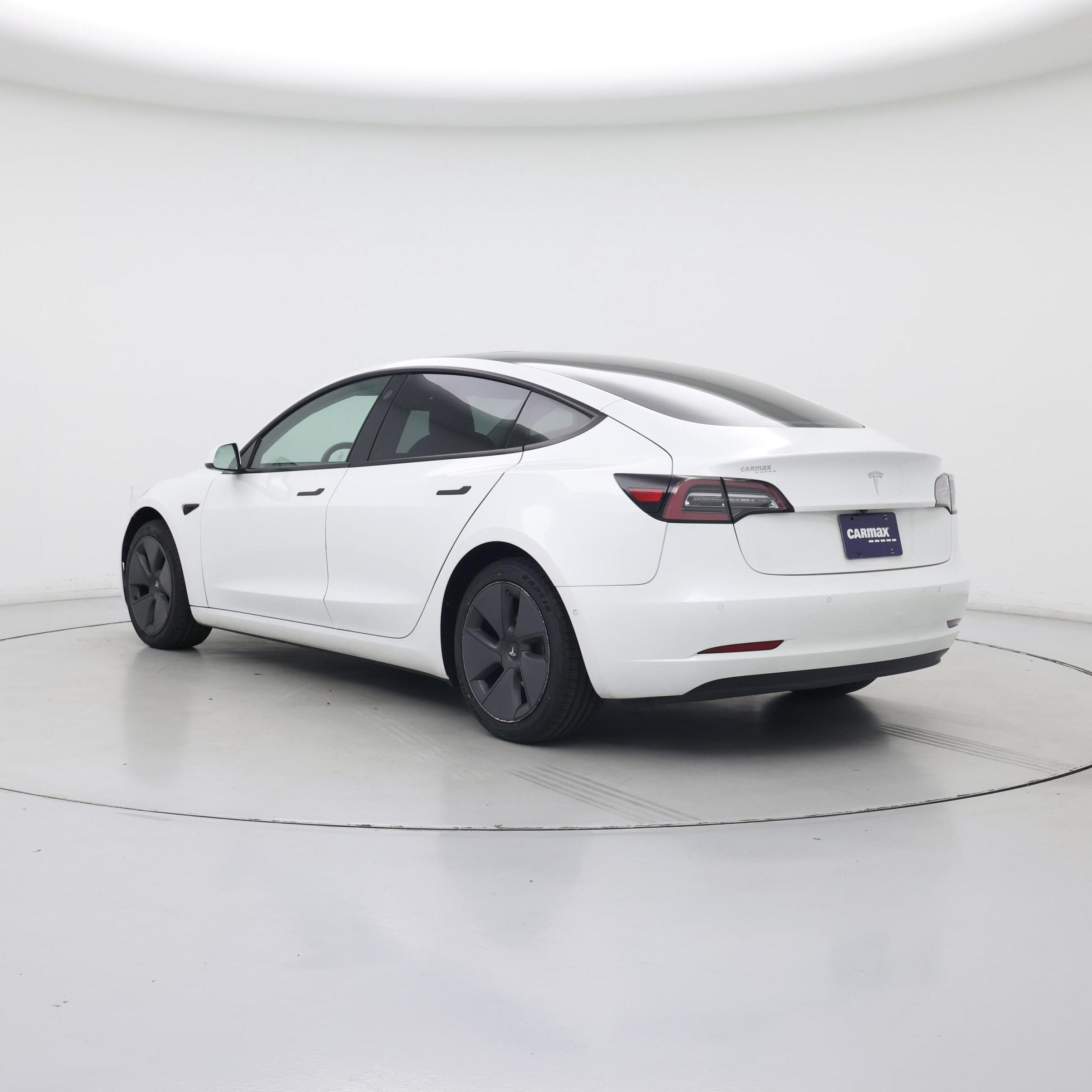 Thumbnail: 2022 Tesla Model 3 - 2