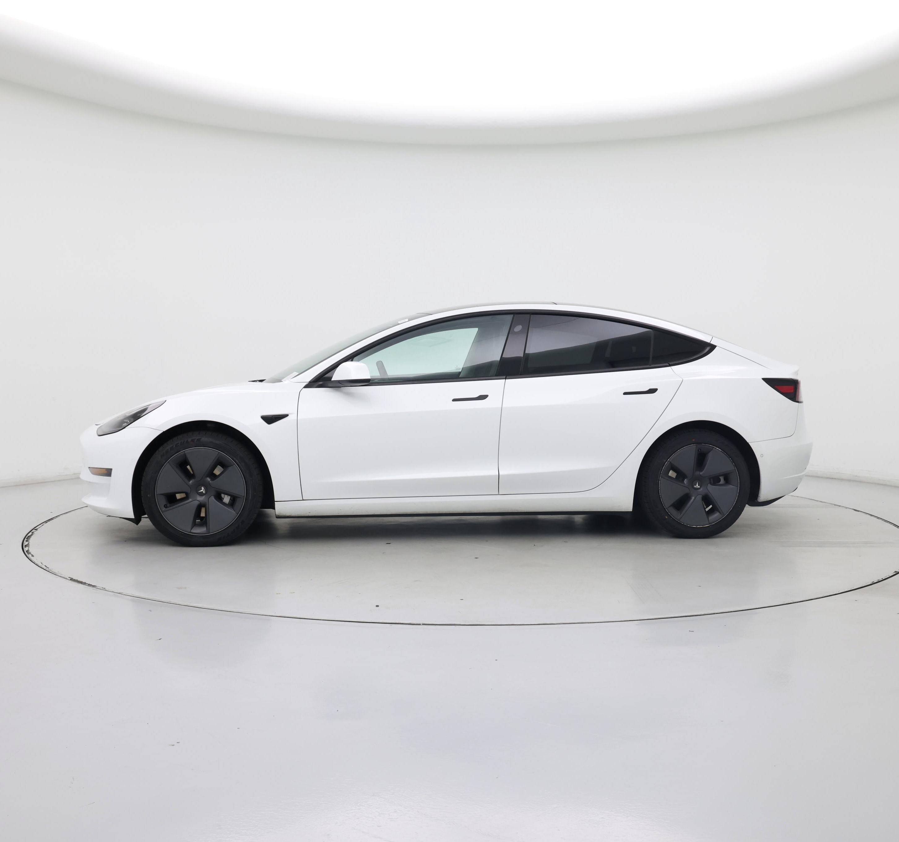 Thumbnail: 2022 Tesla Model 3 - 3