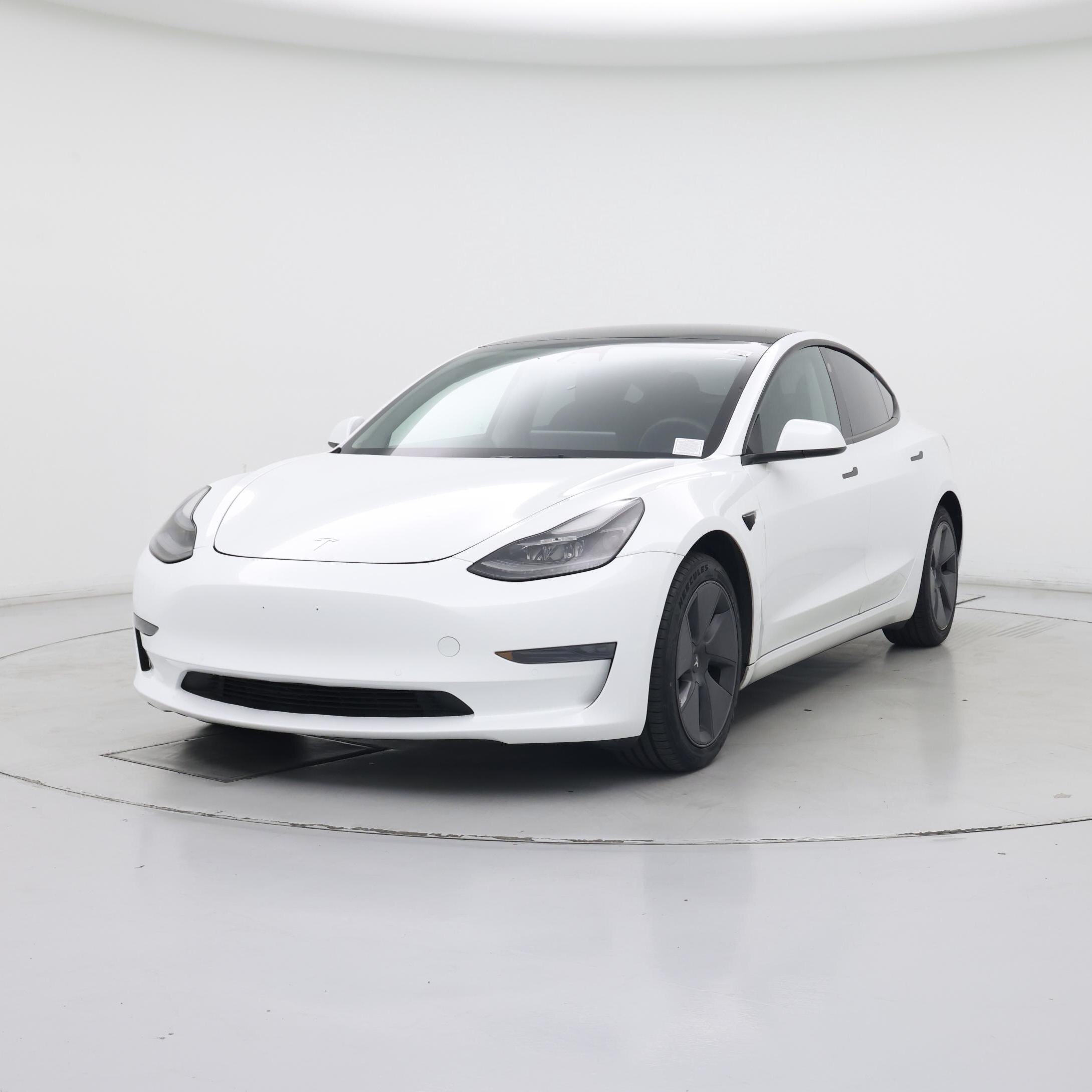 Thumbnail: 2022 Tesla Model 3 - 4