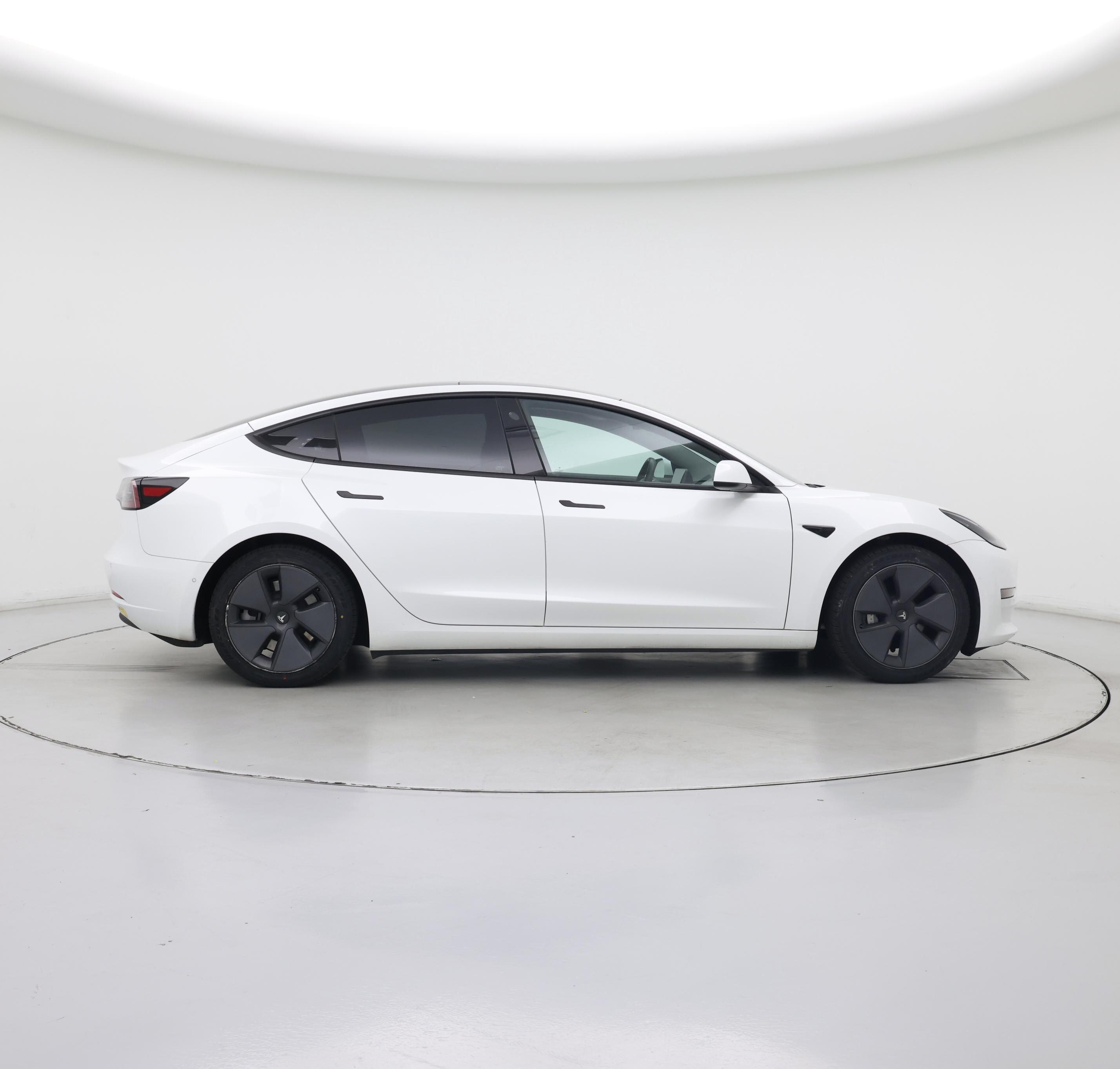Thumbnail: 2022 Tesla Model 3 - 7
