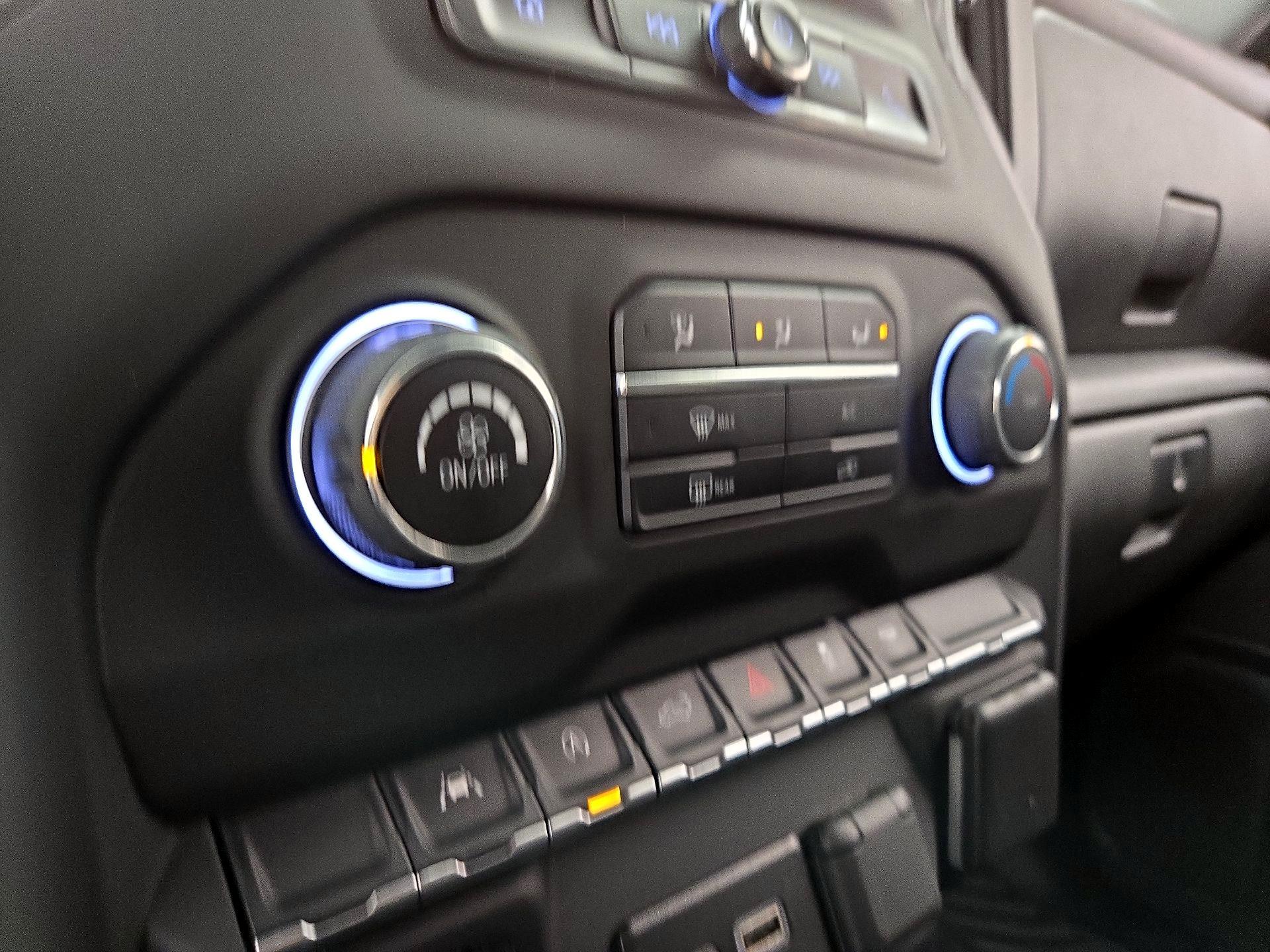 Thumbnail: 2022 Chevrolet Silverado 1500 - 16